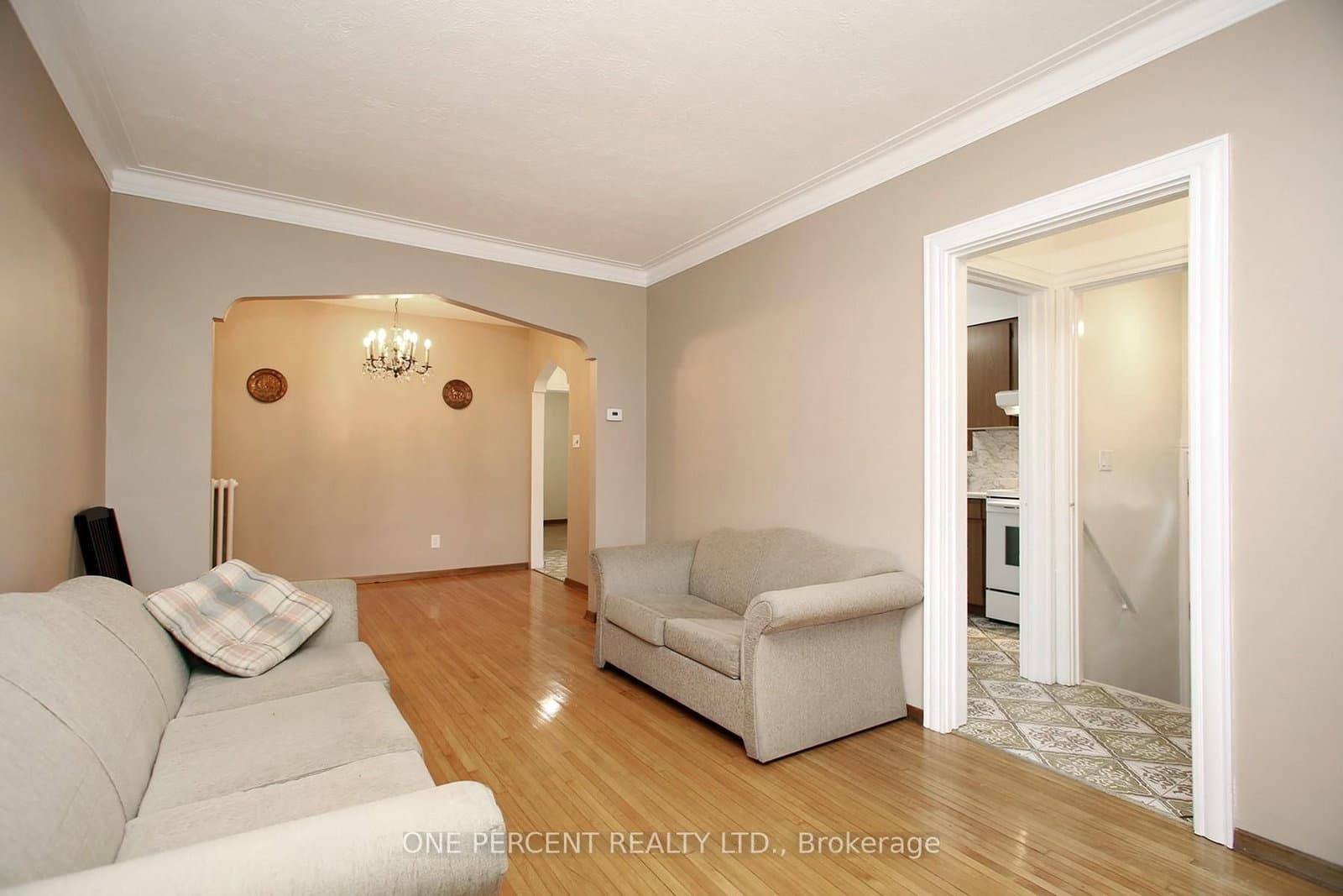 227 Livingstone Avenue thumbnail 6