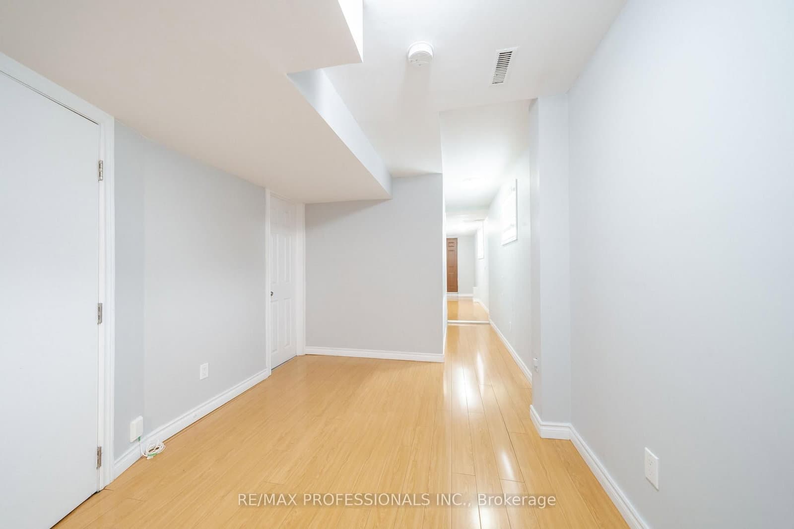 35A Bowie Avenue, Unit Bsmt thumbnail 15