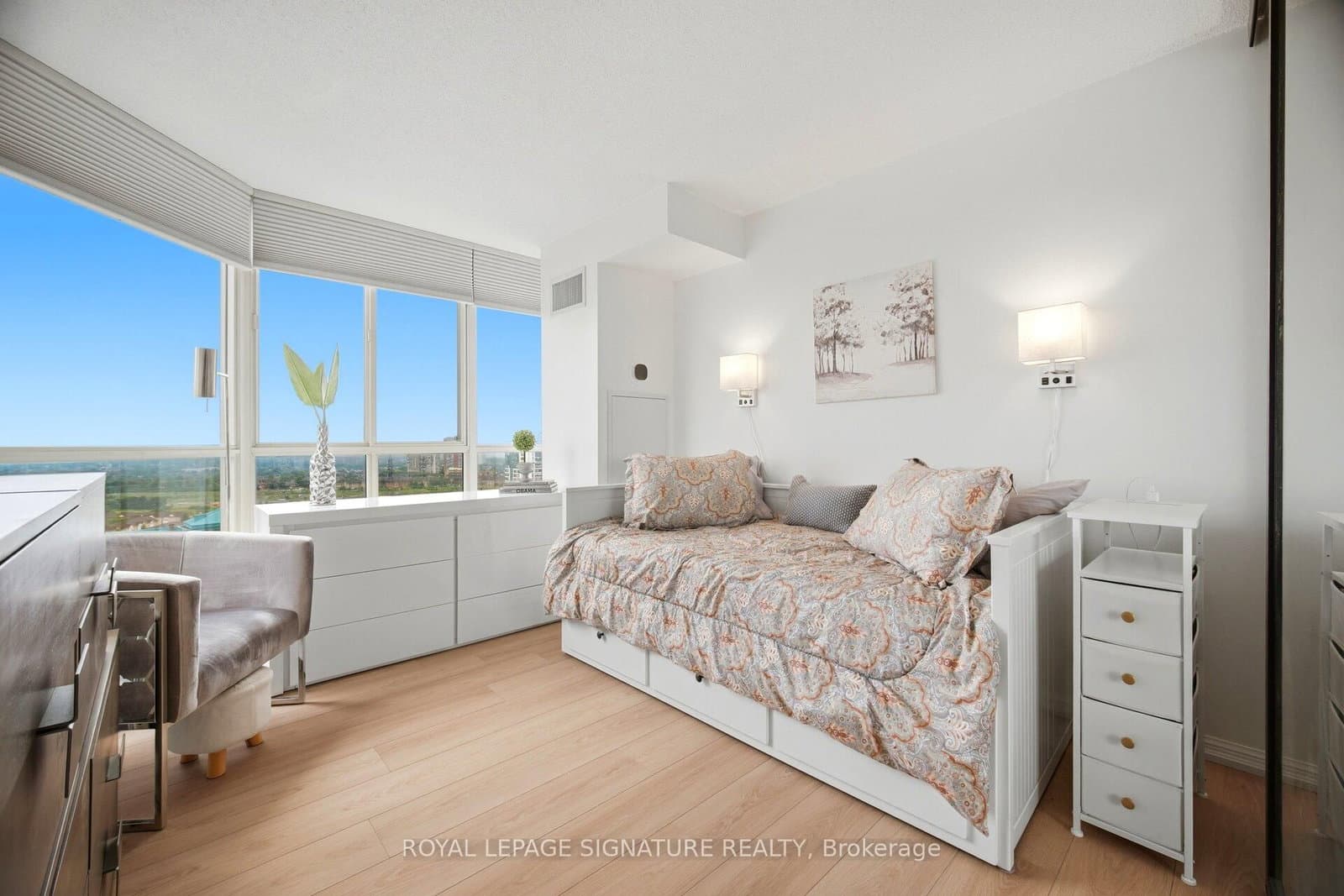 55 Kingsbridge Garden Circle, Unit 2310 thumbnail 20