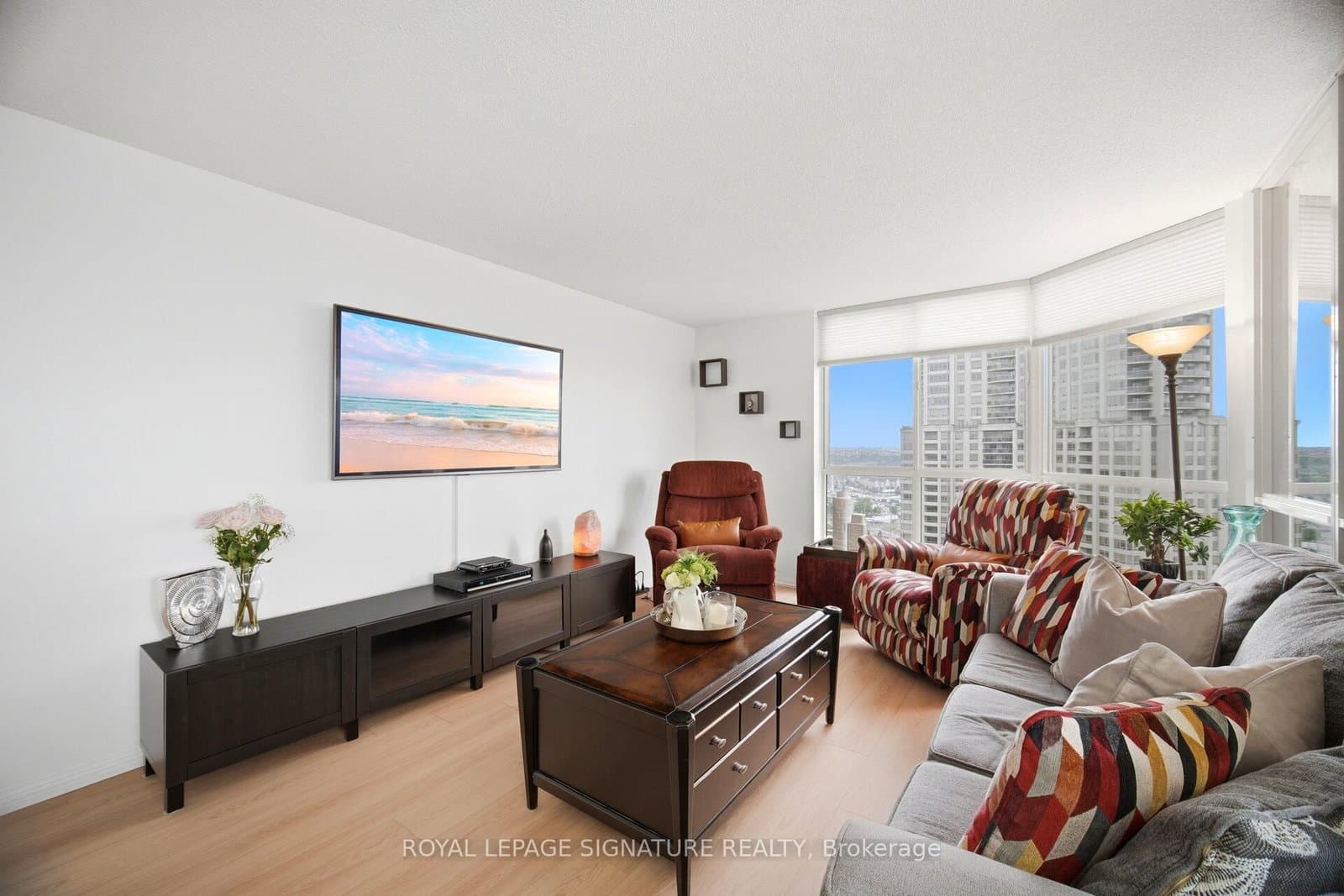 55 Kingsbridge Garden Circle, Unit 2310 thumbnail 9