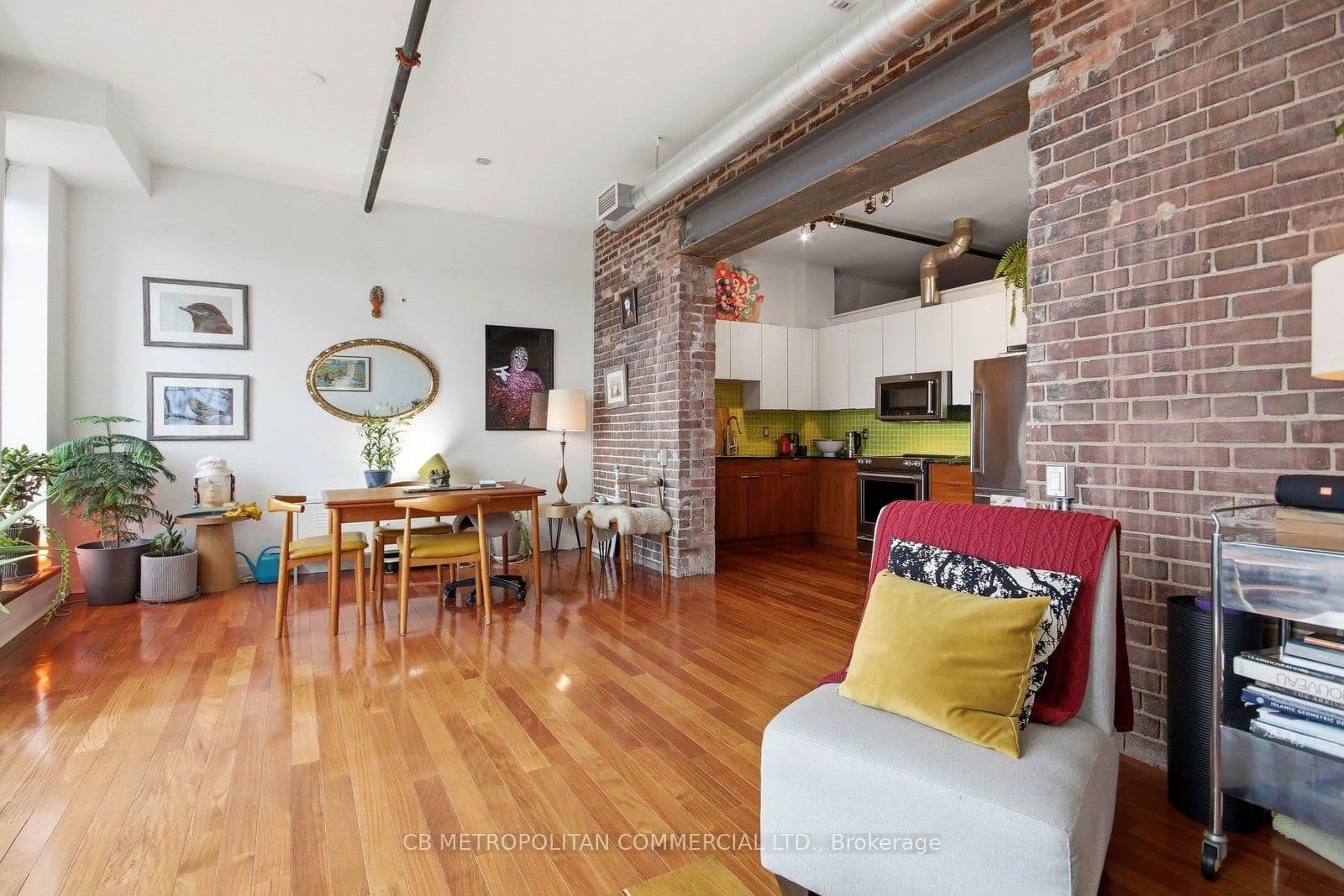 363 Sorauren Avenue, Unit 405 thumbnail 14