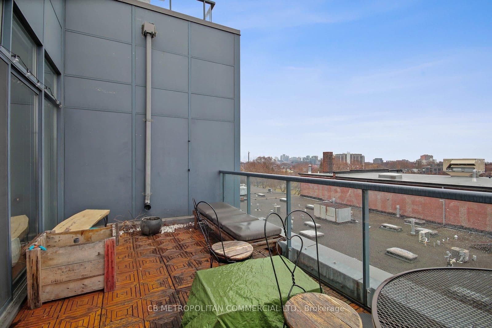 363 Sorauren Avenue, Unit 405 thumbnail 19