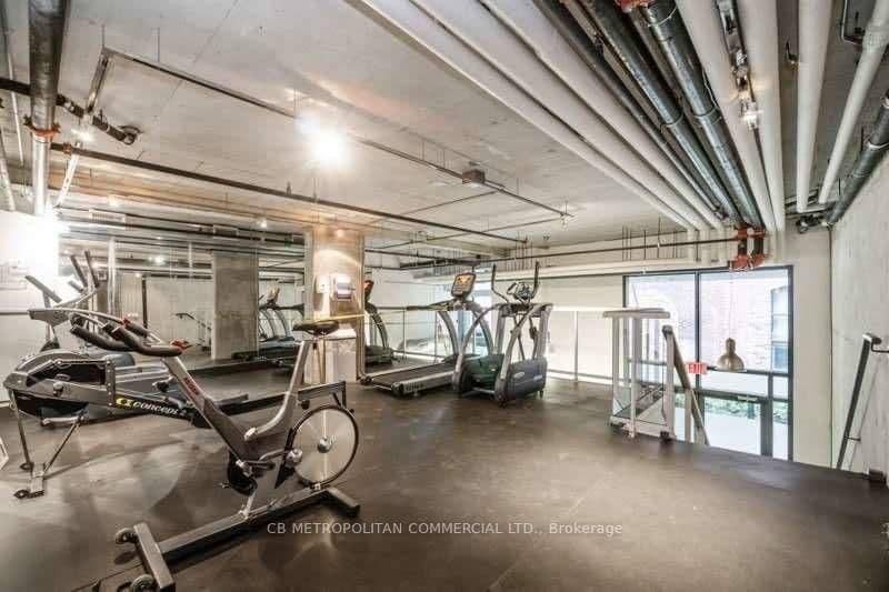 363 Sorauren Avenue, Unit 405 thumbnail 23
