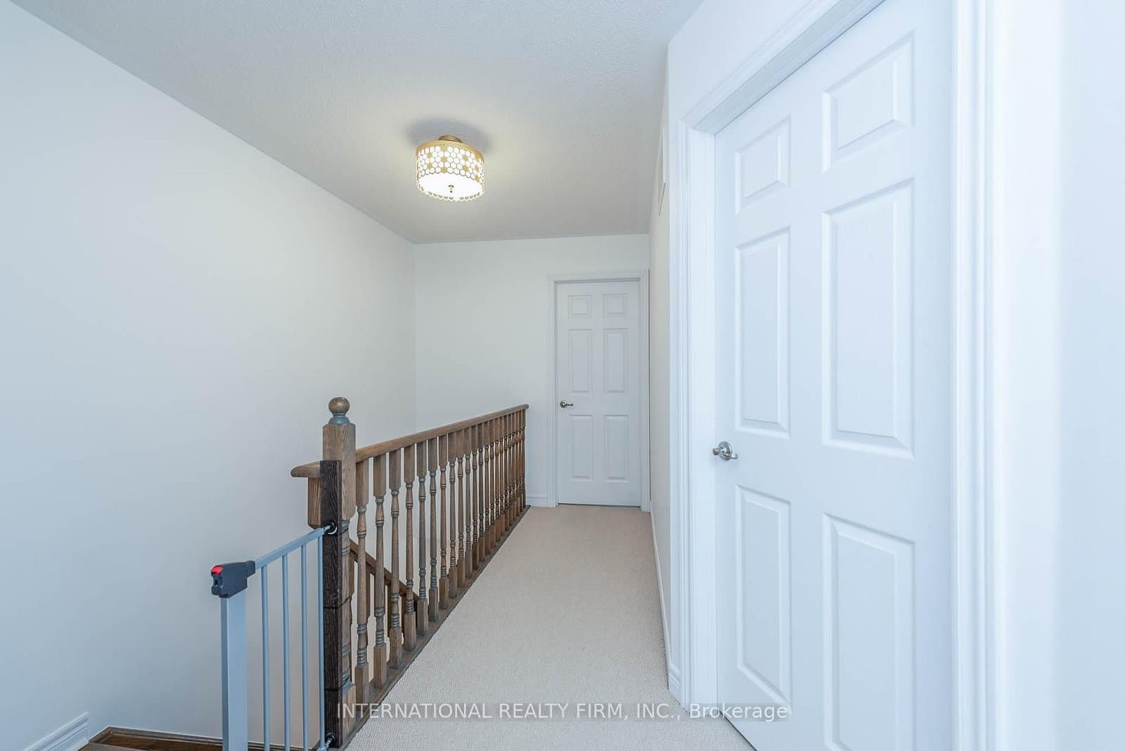 99 Huguenot Road thumbnail 16