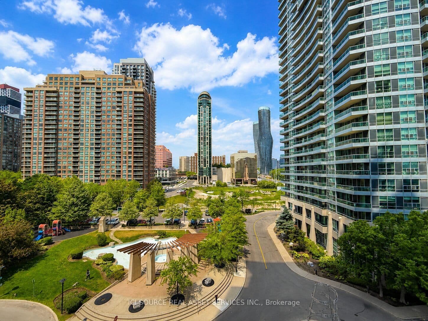 33 Elm Drive W, Unit 607 thumbnail 11