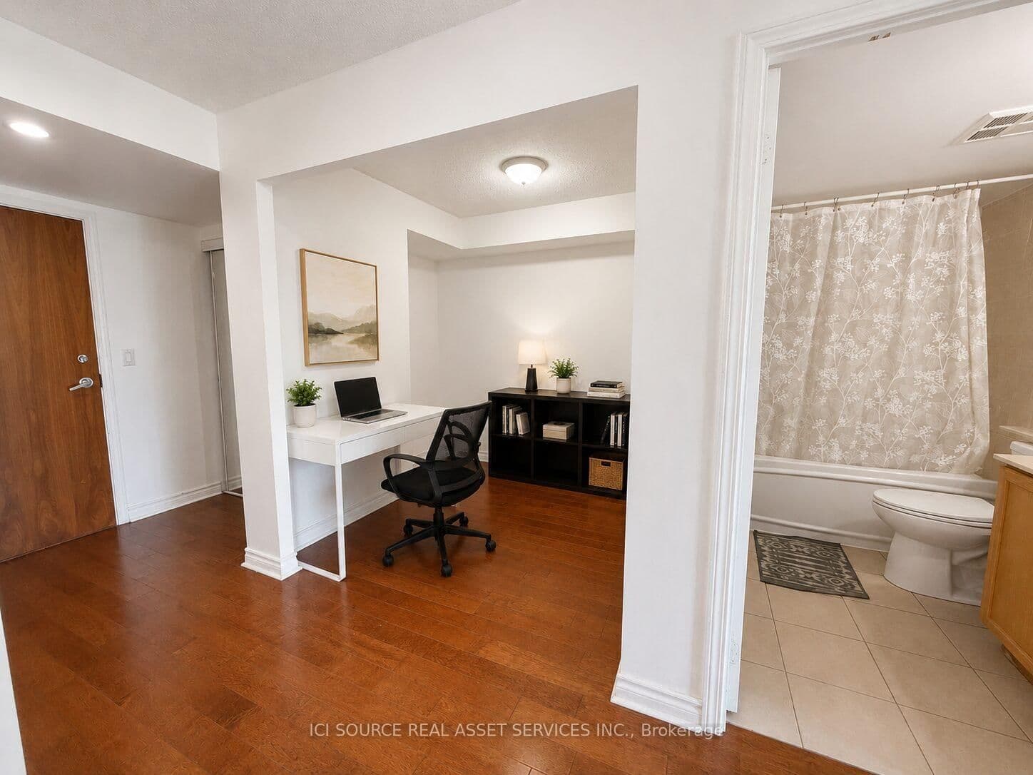 33 Elm Drive W, Unit 607 thumbnail 2