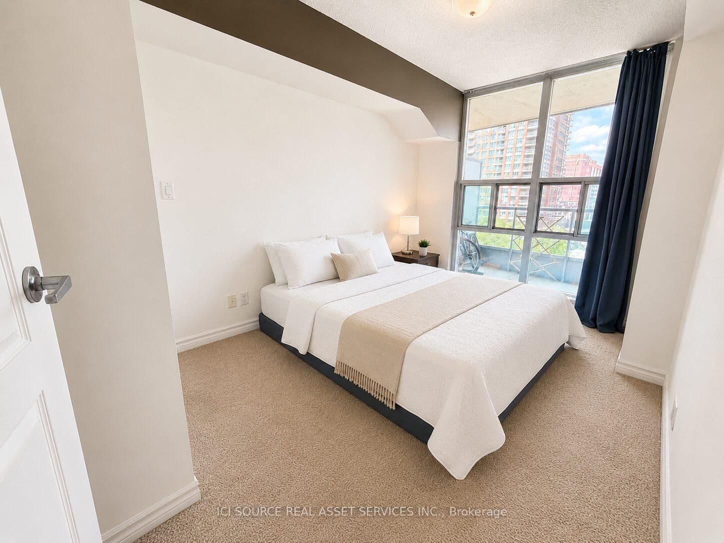 33 Elm Drive W, Unit 607 thumbnail 7