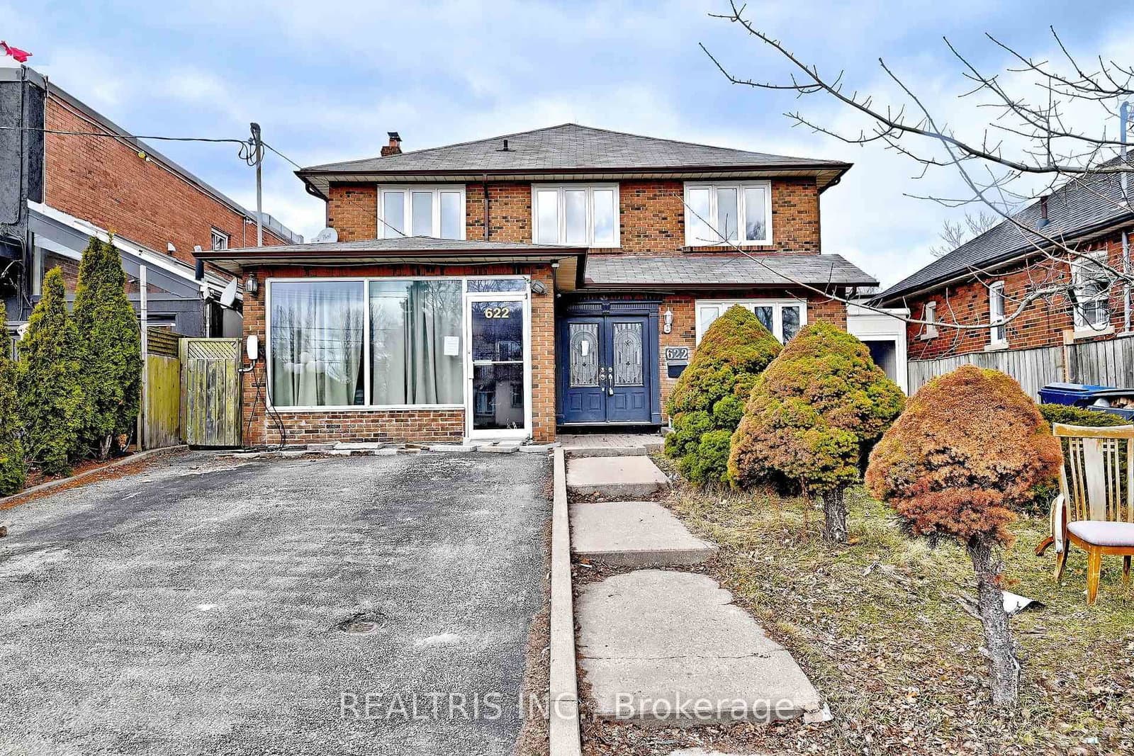 622 The Queensway - Image 1