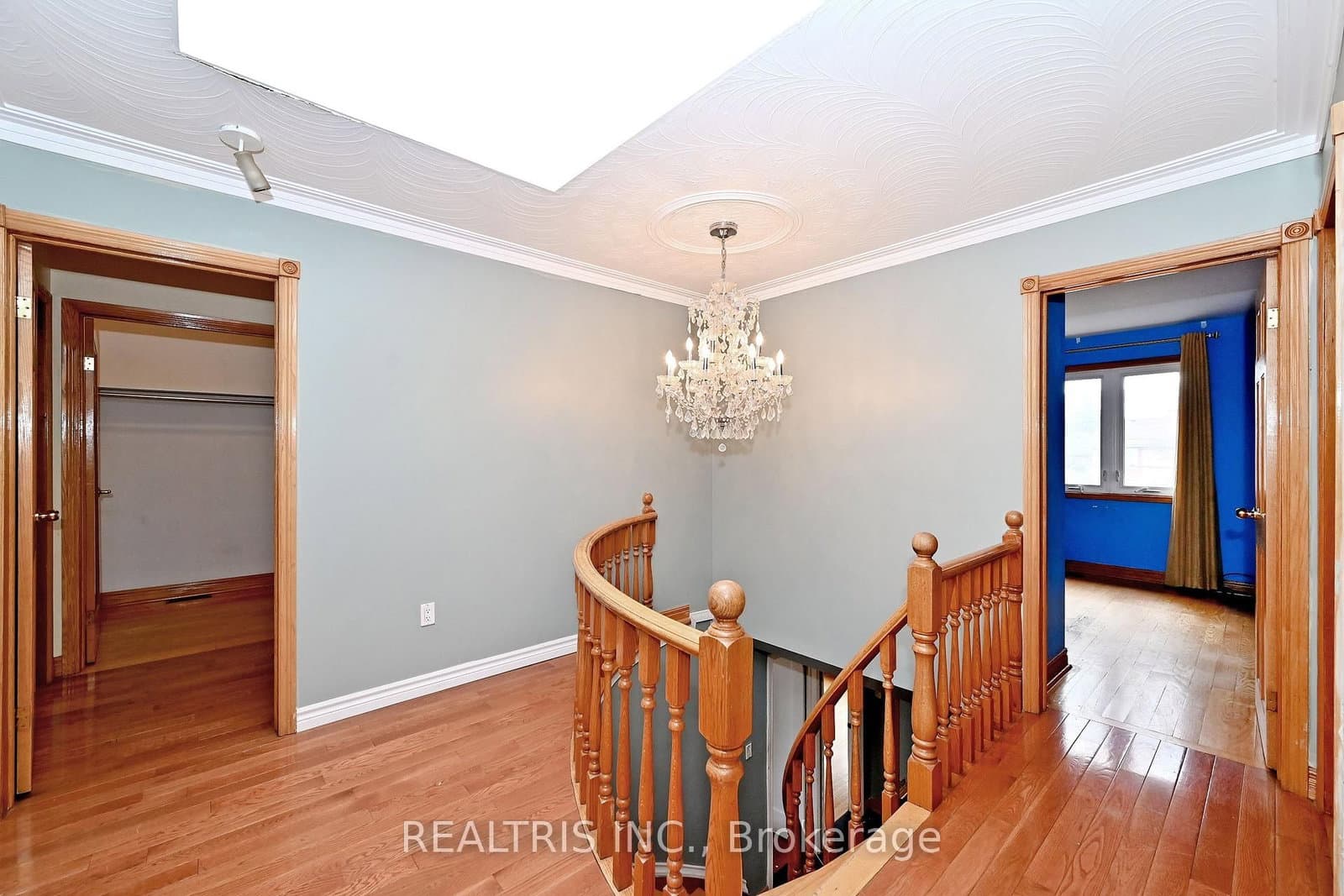 622 The Queensway thumbnail 18