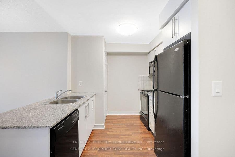 310 Burnhamthorpe Road W, Unit 1703 thumbnail 12