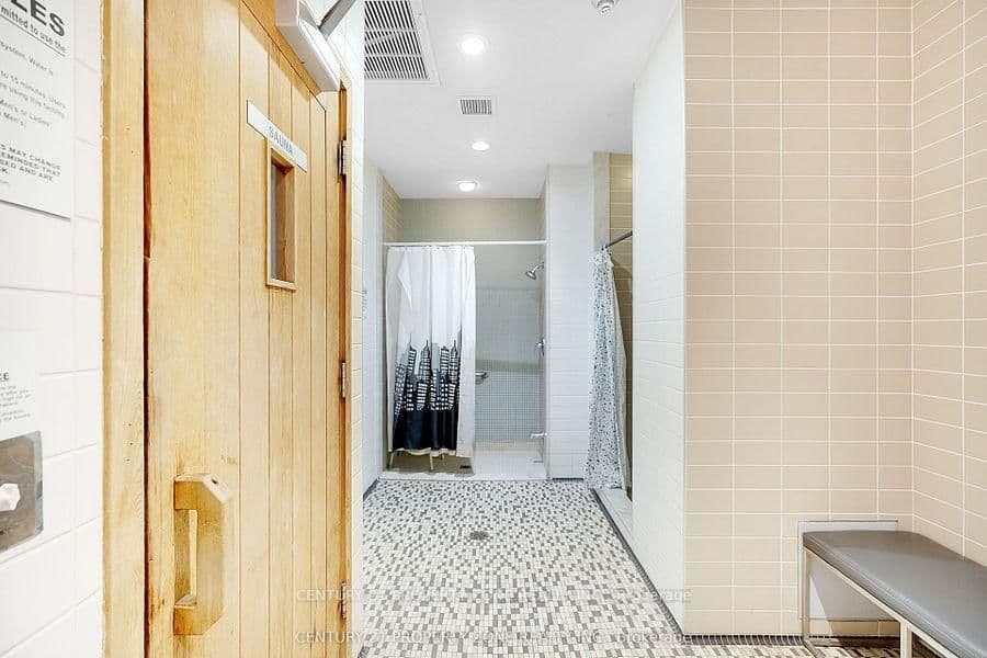 310 Burnhamthorpe Road W, Unit 1703 thumbnail 30