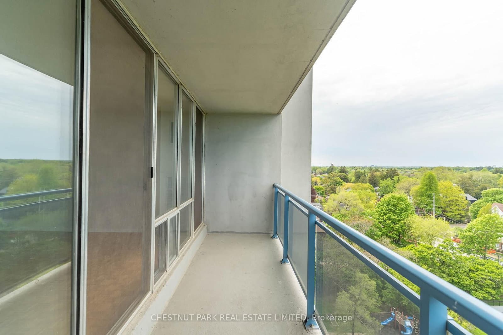 150 Lakeshore Road W, Unit 1412 thumbnail 32