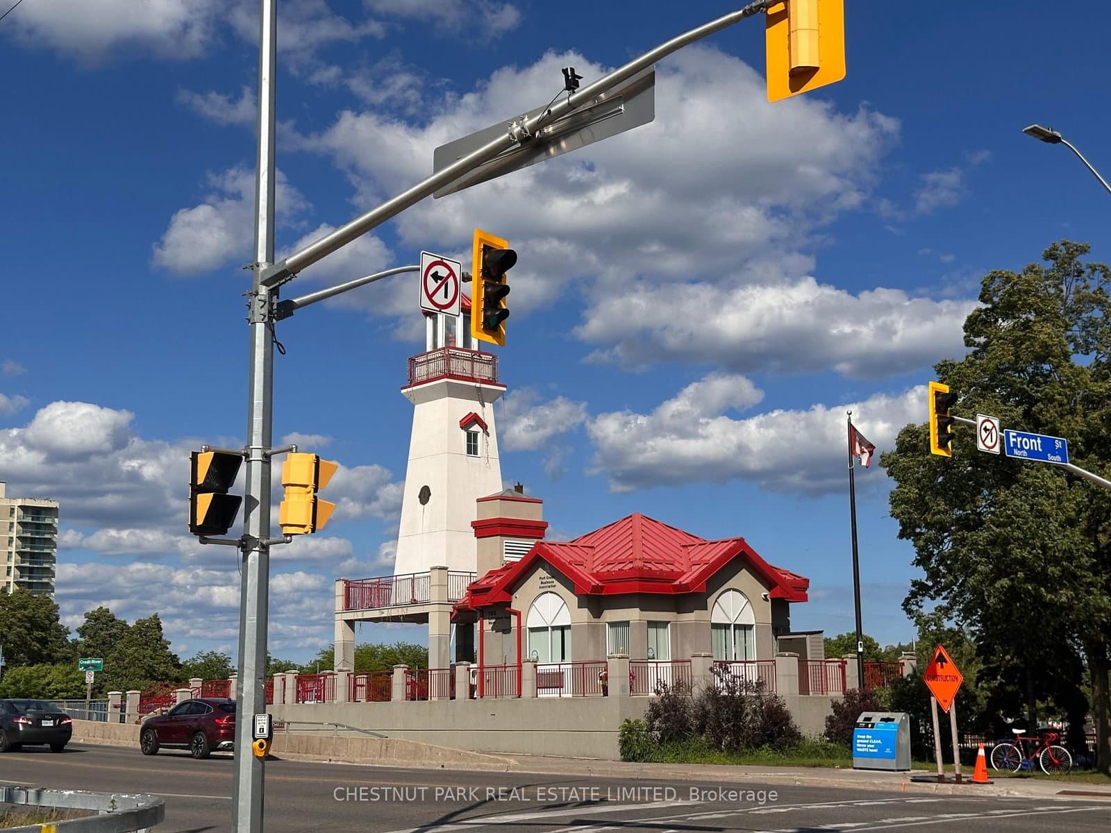 150 Lakeshore Road W, Unit 1412 thumbnail 40