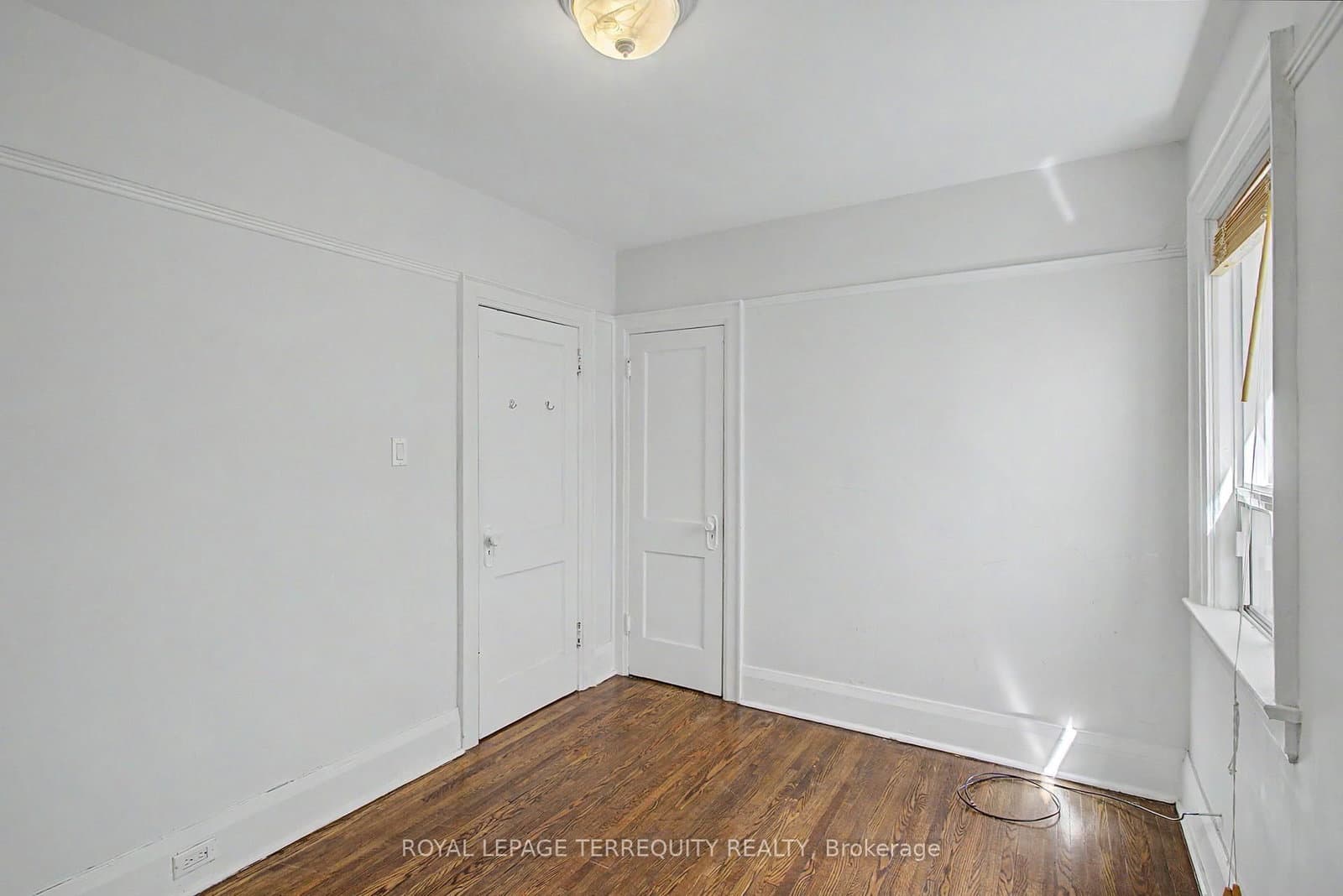 122 Ascot Avenue thumbnail 19