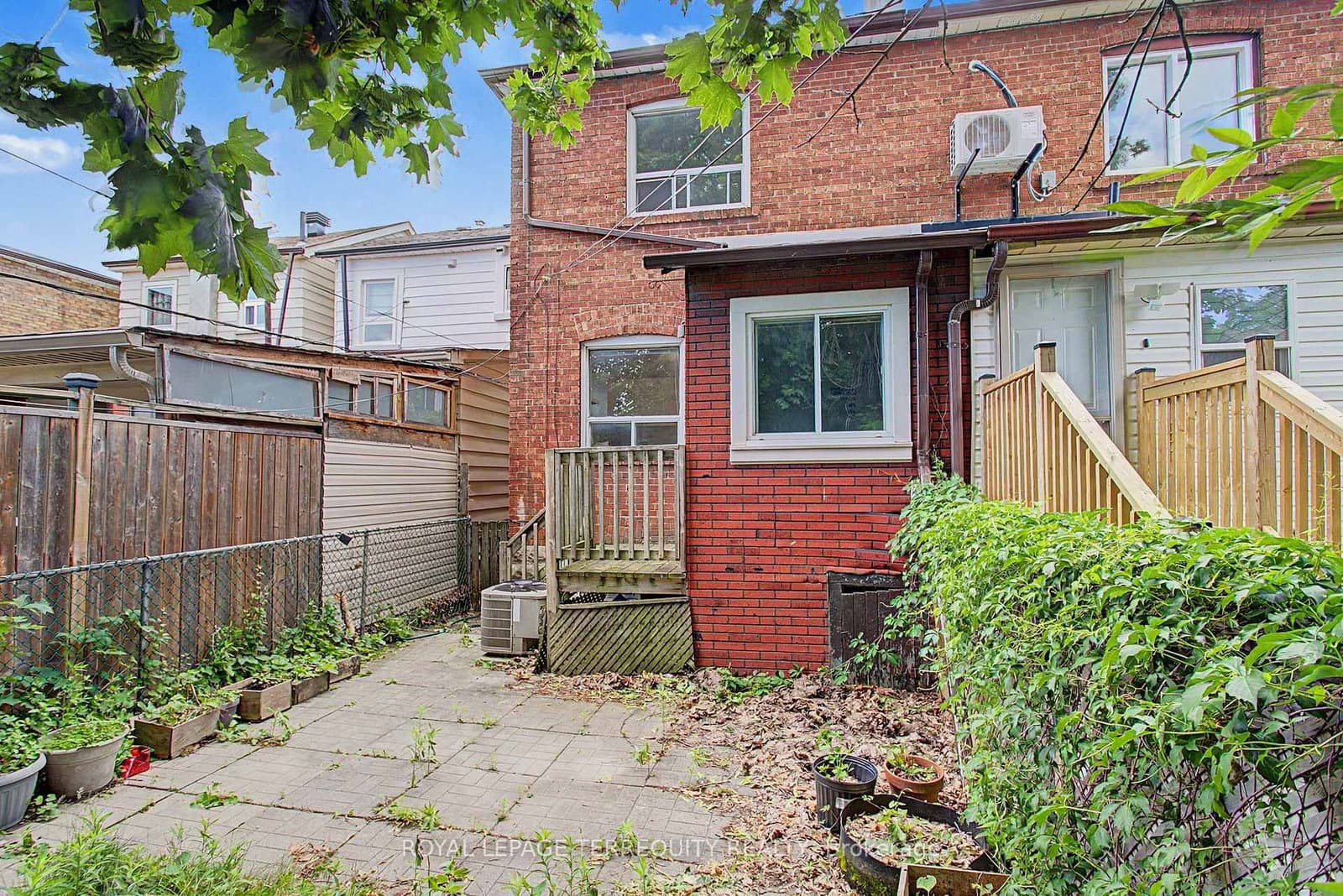 122 Ascot Avenue thumbnail 25