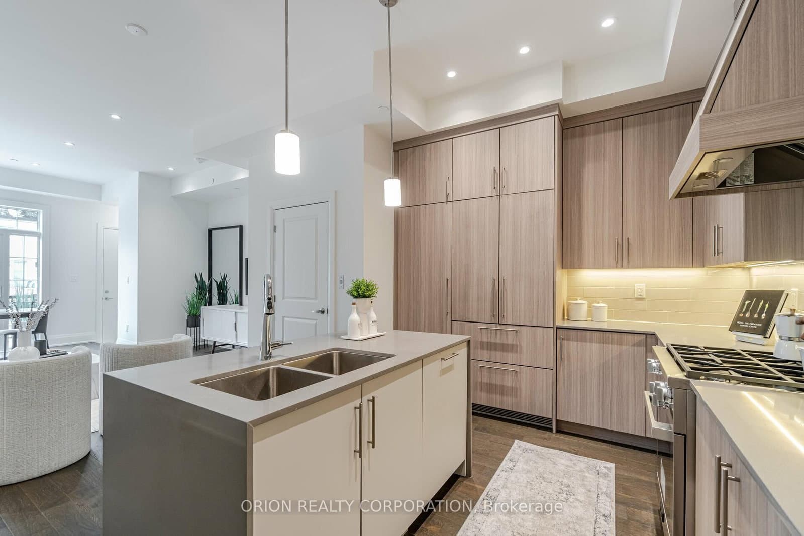 95 Brookfield Road, Unit 7 thumbnail 7