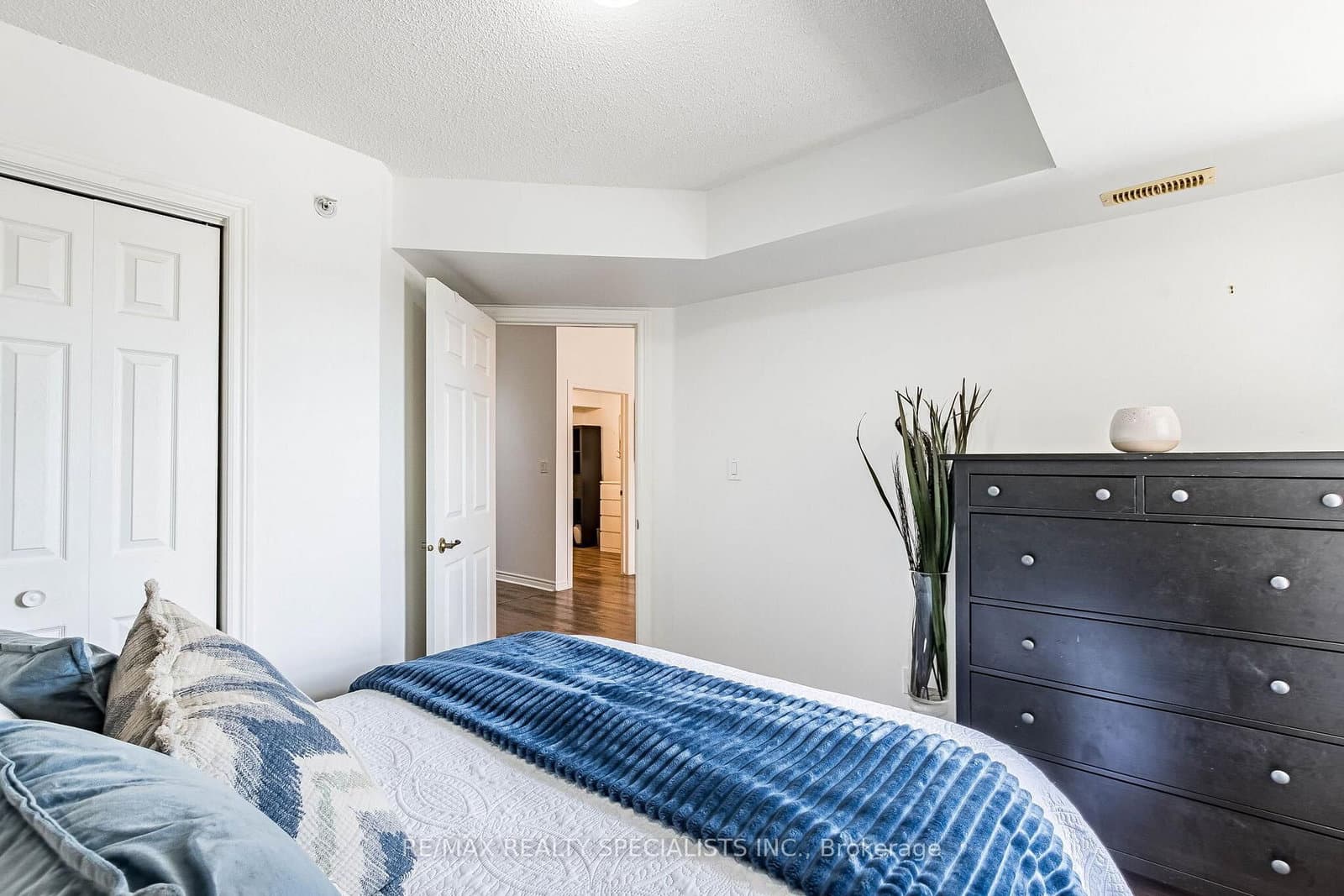 1480 Bishops Gate, Unit 406 thumbnail 25