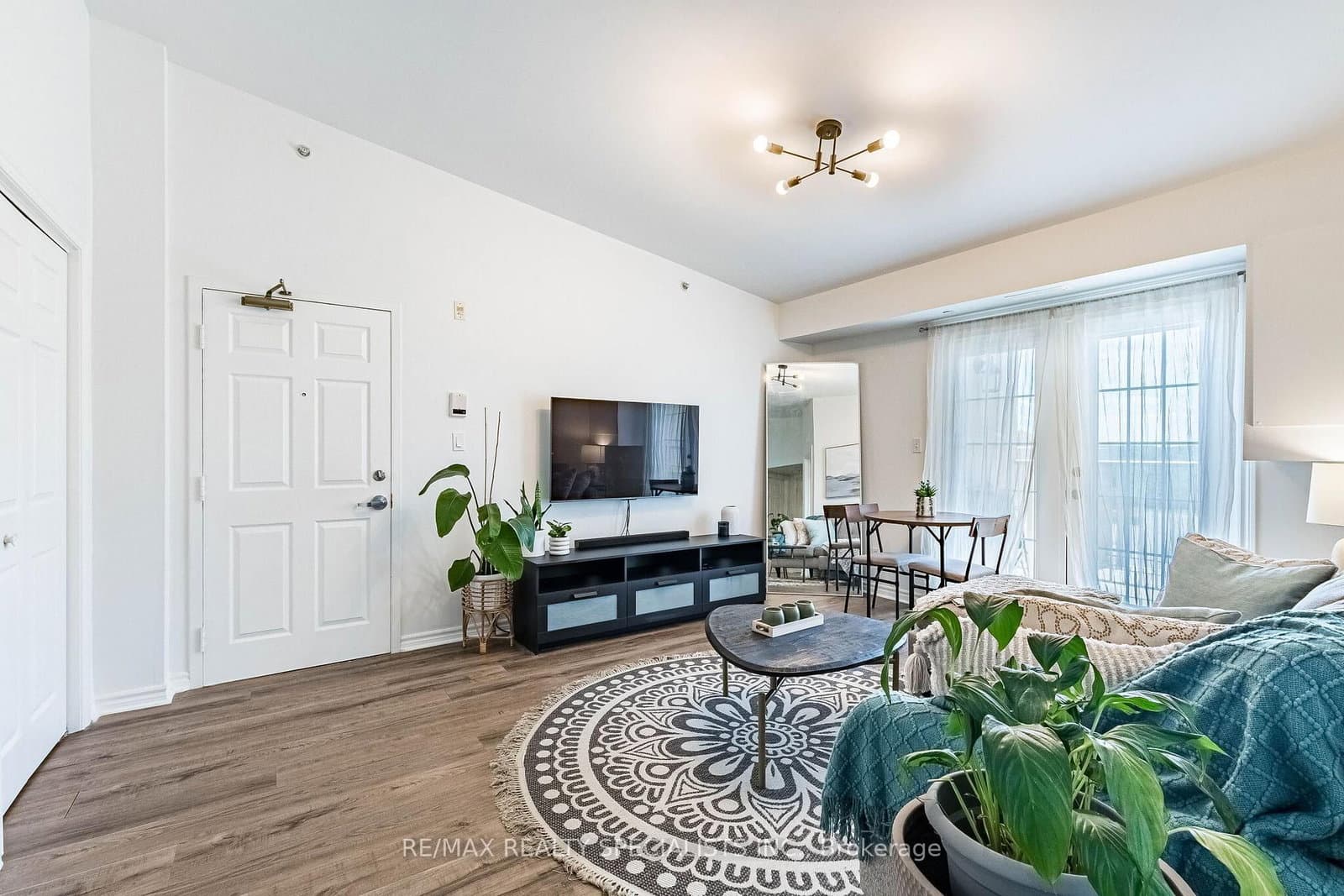 1480 Bishops Gate, Unit 406 thumbnail 8