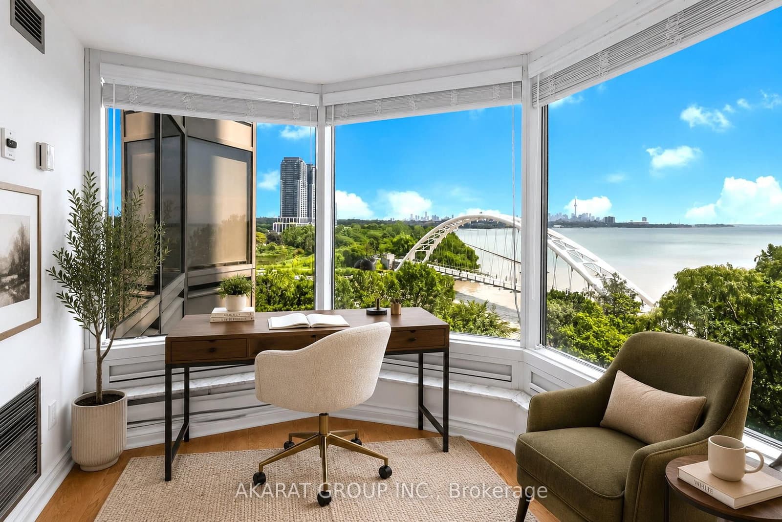 1 Palace Pier Court, Unit 602 thumbnail 9