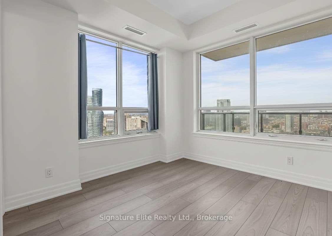 36 Elm Drive, Unit 3402 thumbnail 10