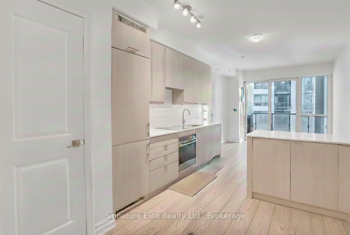 36 Elm Drive, Unit 3402 thumbnail 2
