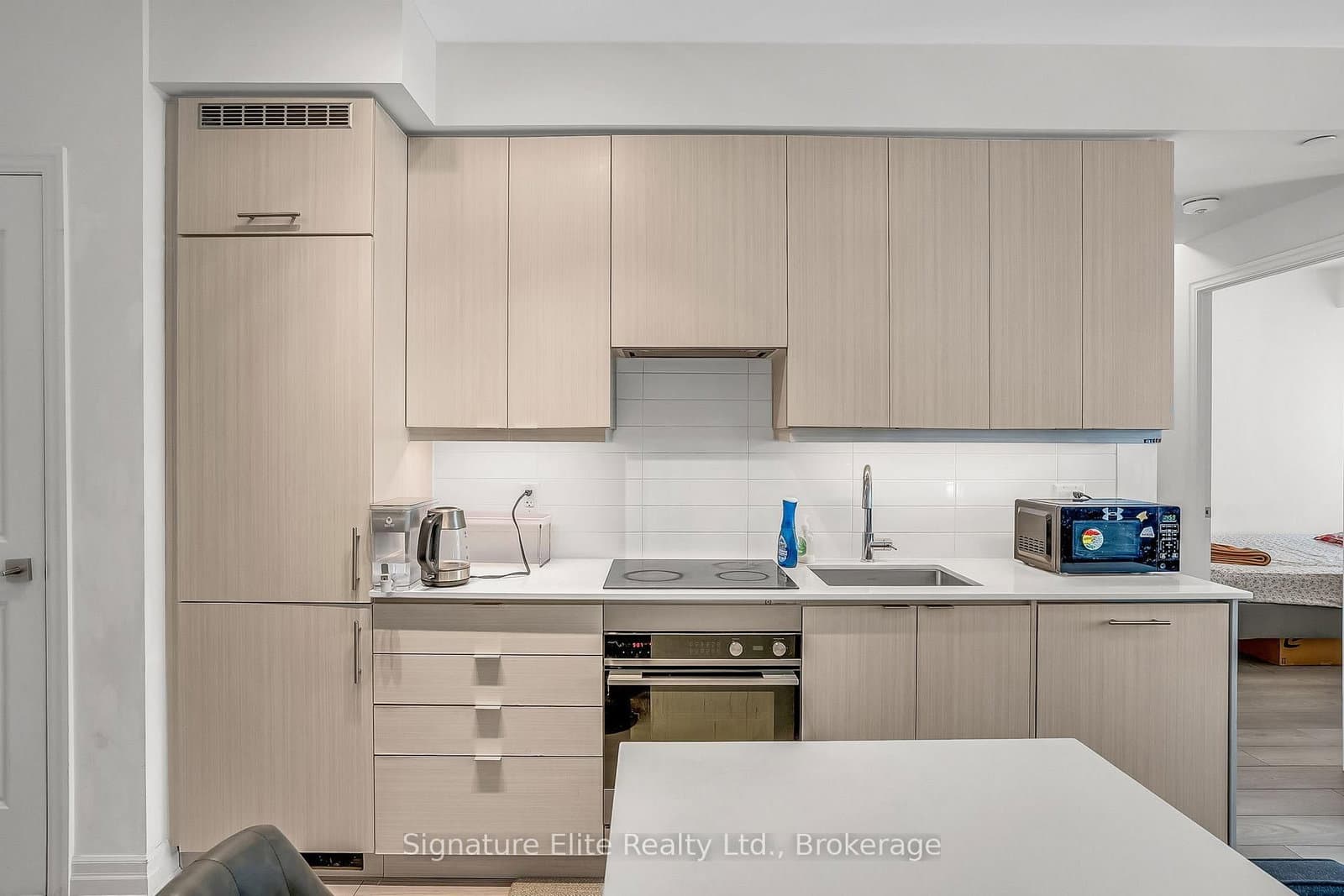 36 Elm Drive, Unit 3402 thumbnail 4