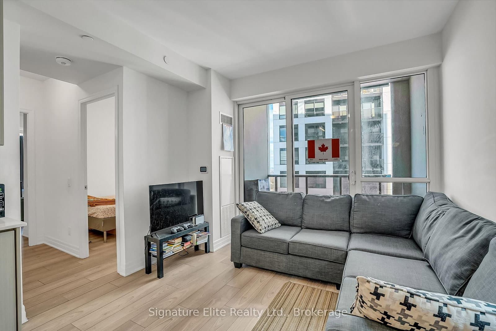 36 Elm Drive, Unit 3402 thumbnail 7