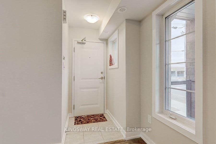100 Parrotta Drive, Unit 92 thumbnail 4