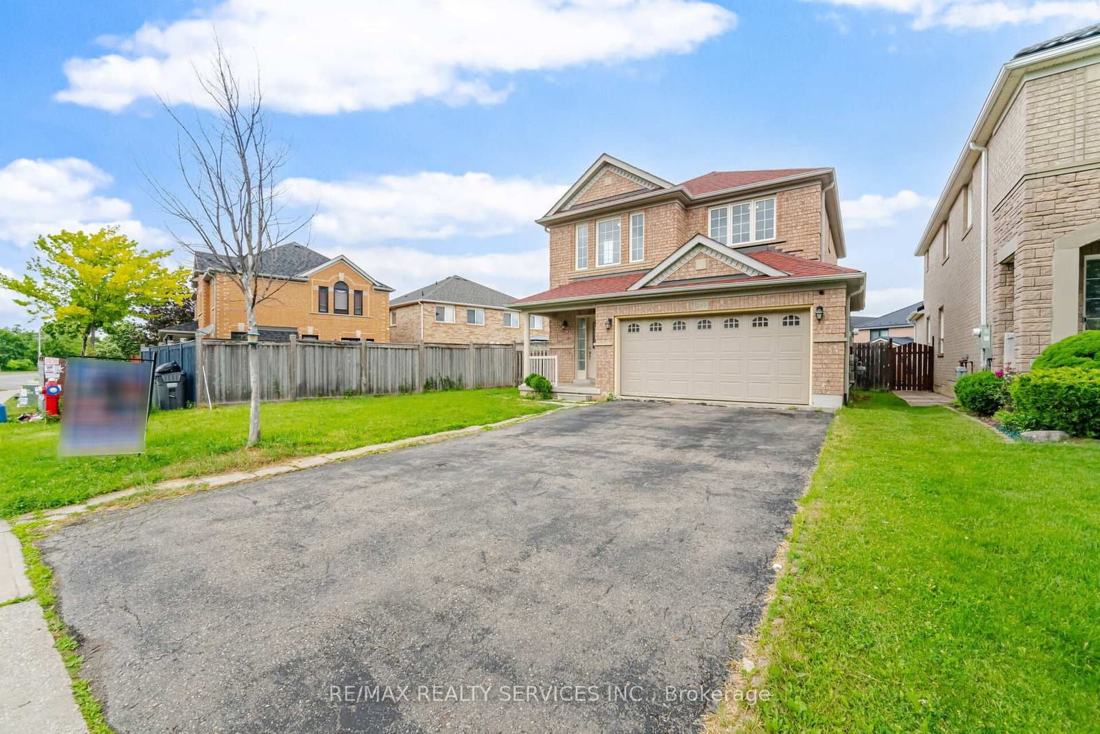 249 Sunny Meadow Boulevard thumbnail 3
