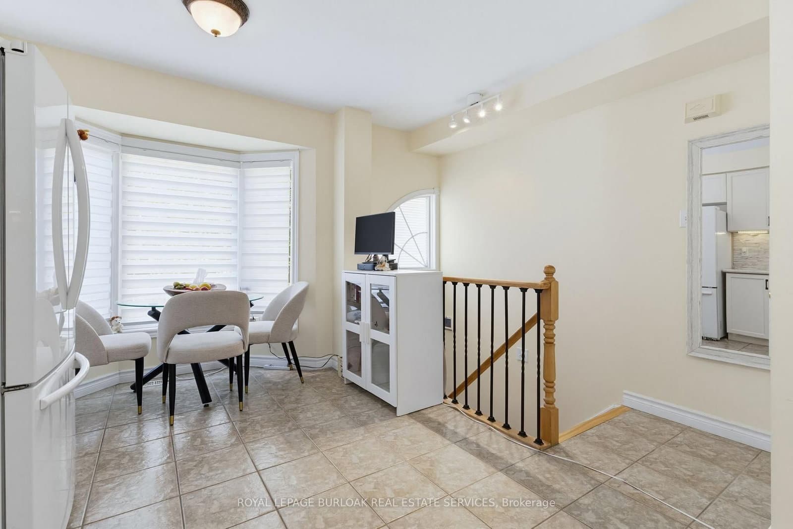 3480 Upper Middle Road, Unit 110 thumbnail 3