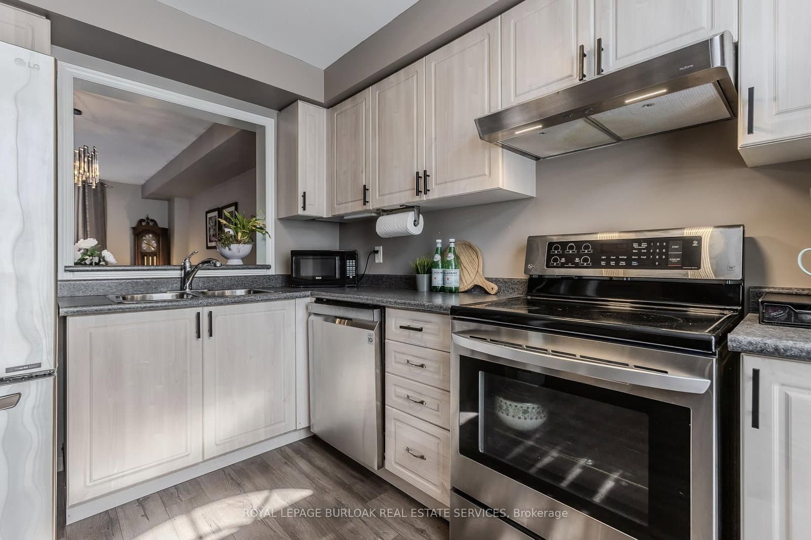 4200 Kilmer Drive, Unit 3 thumbnail 5