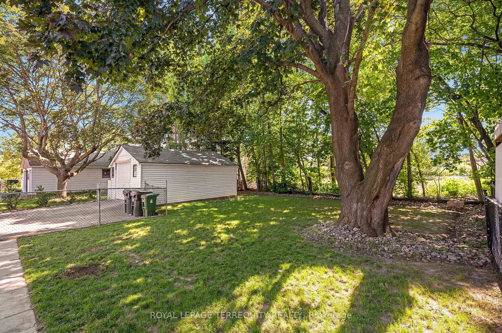 35 Jodphur Avenue thumbnail 22