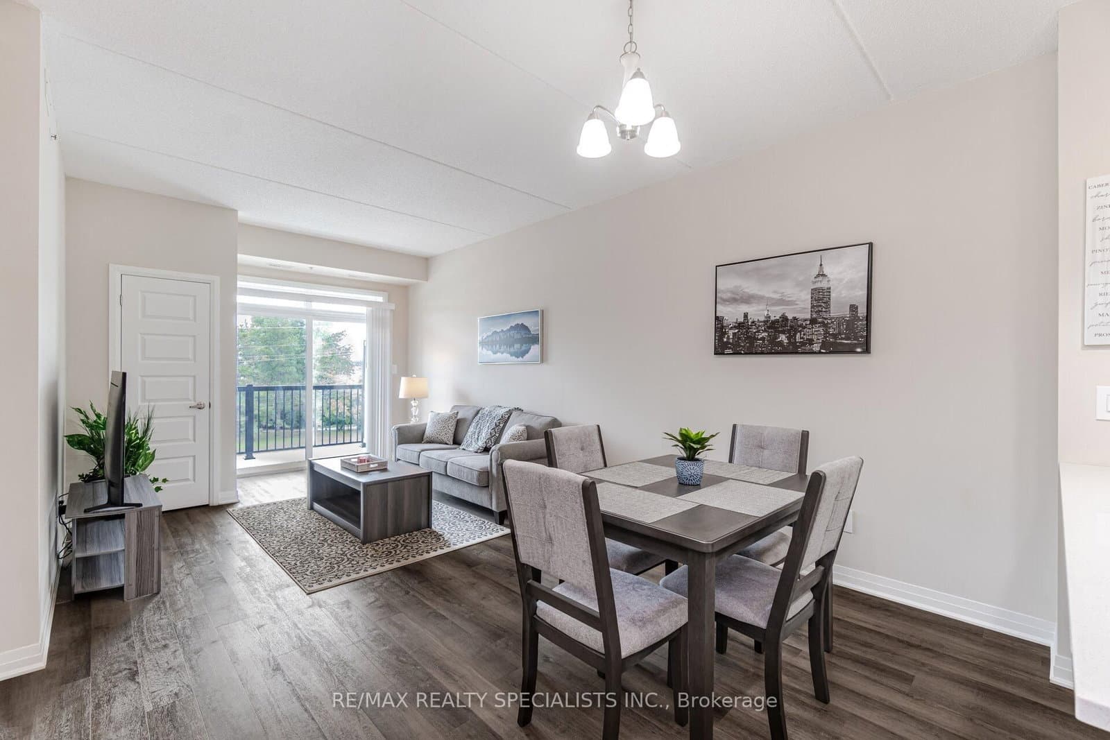 610 Farmstead Drive, Unit 315 thumbnail 10