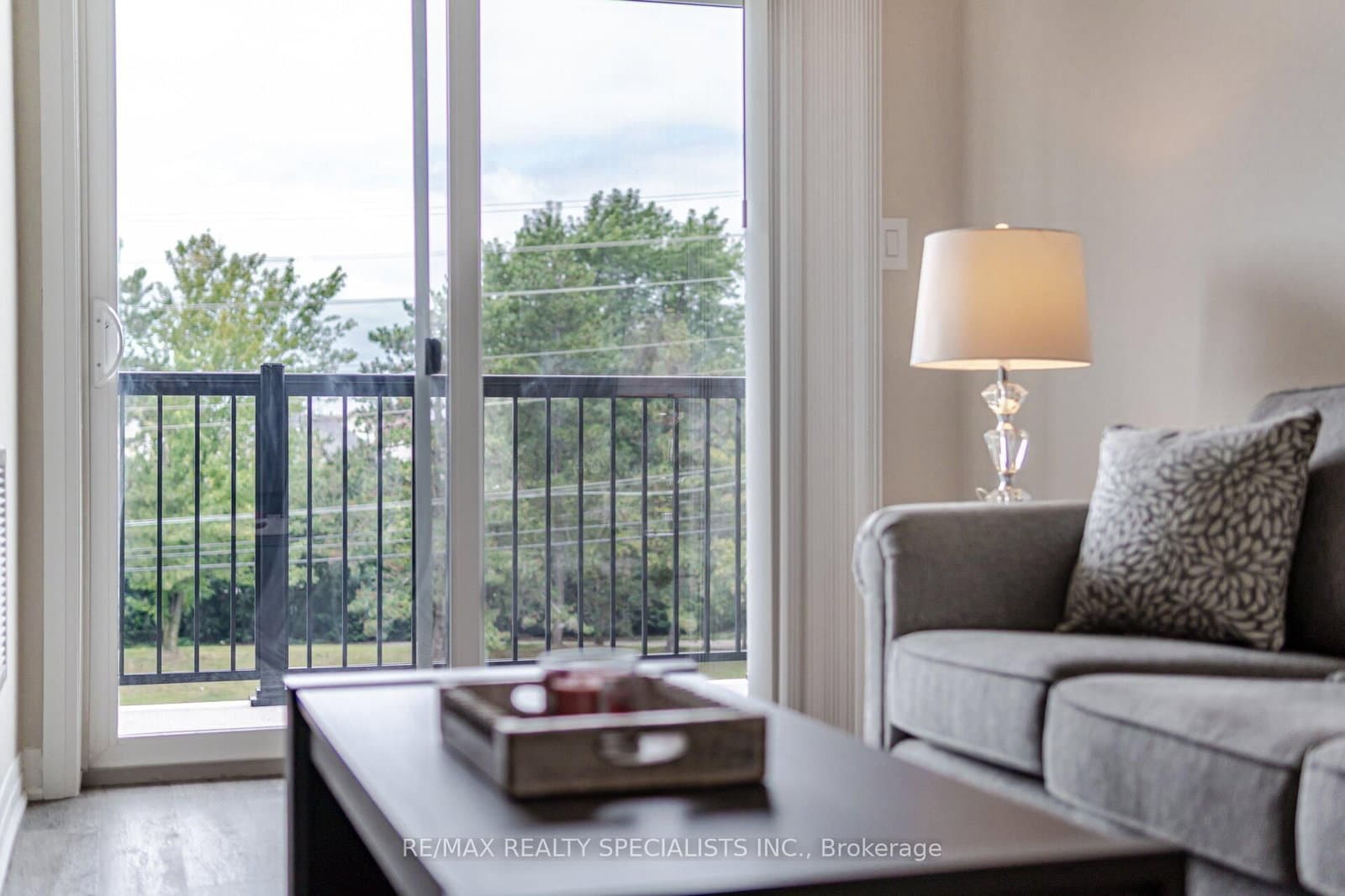 610 Farmstead Drive, Unit 315 thumbnail 14