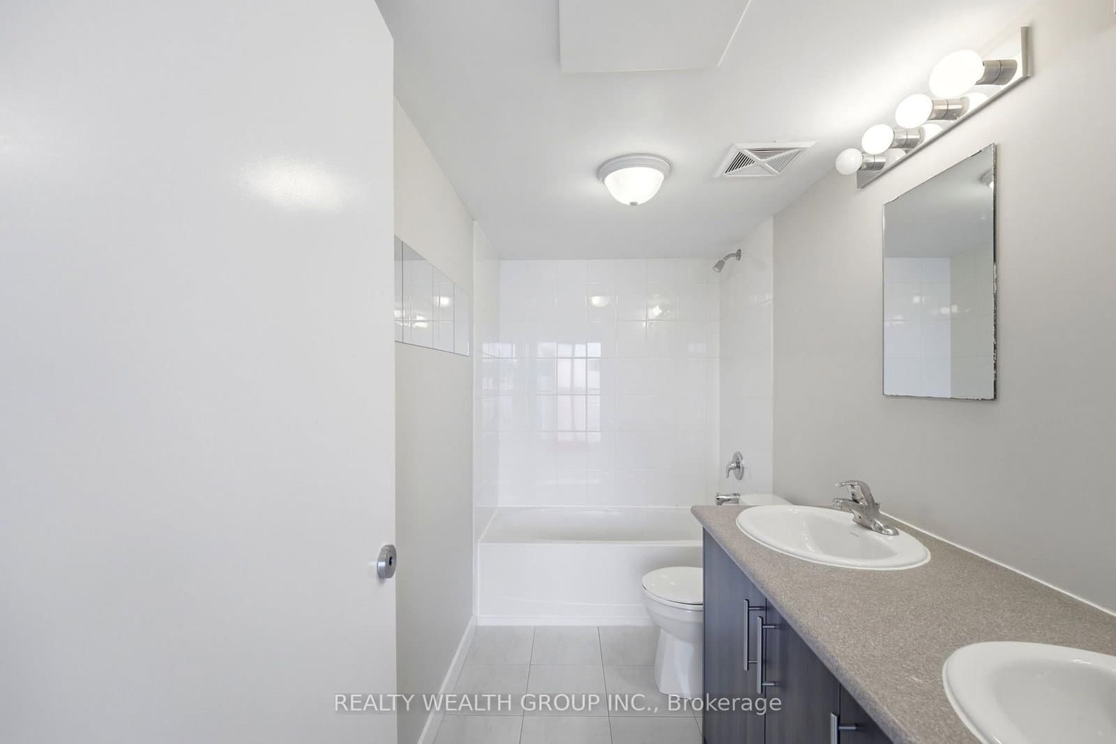2059 Weston Road, Unit 44 thumbnail 14
