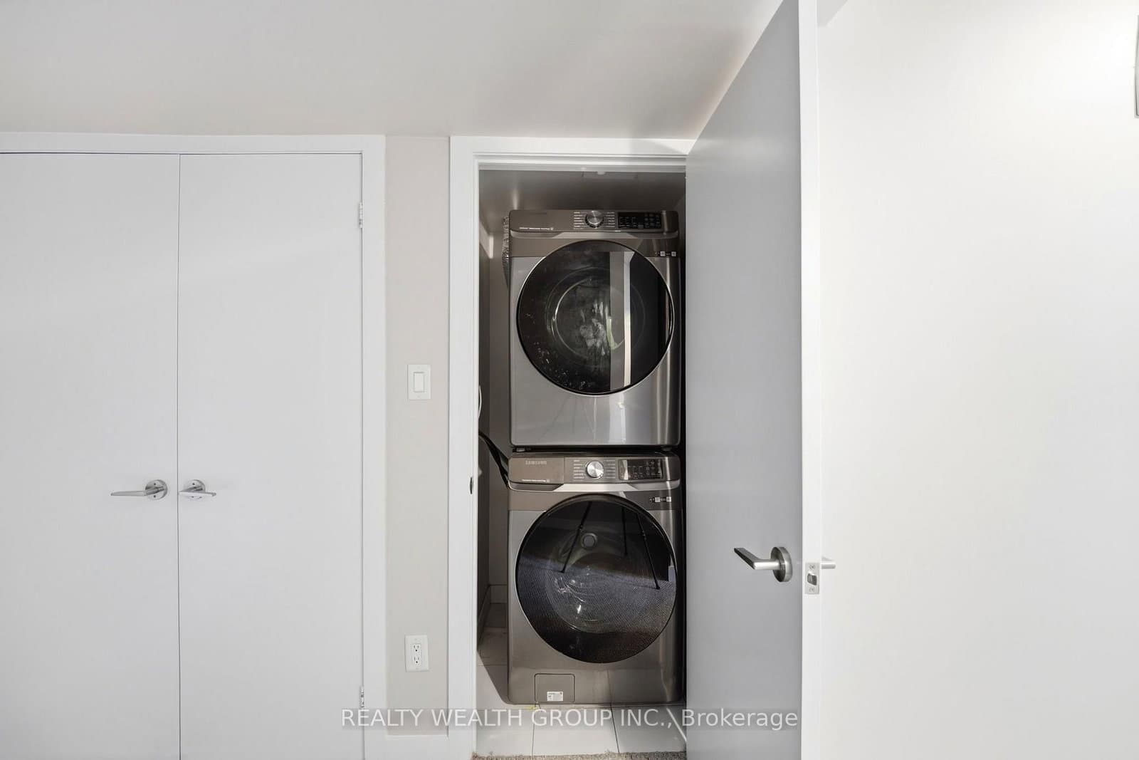 2059 Weston Road, Unit 44 thumbnail 15