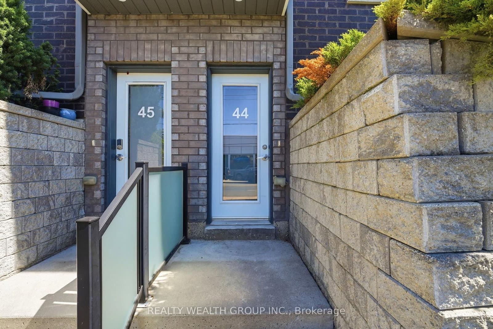 2059 Weston Road, Unit 44 thumbnail 28