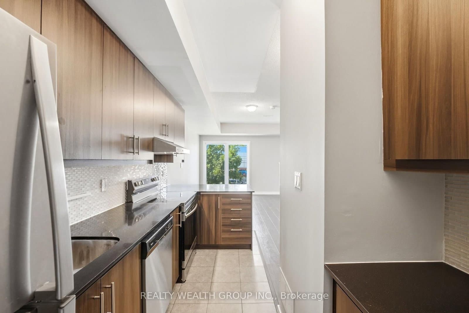 2059 Weston Road, Unit 44 thumbnail 7
