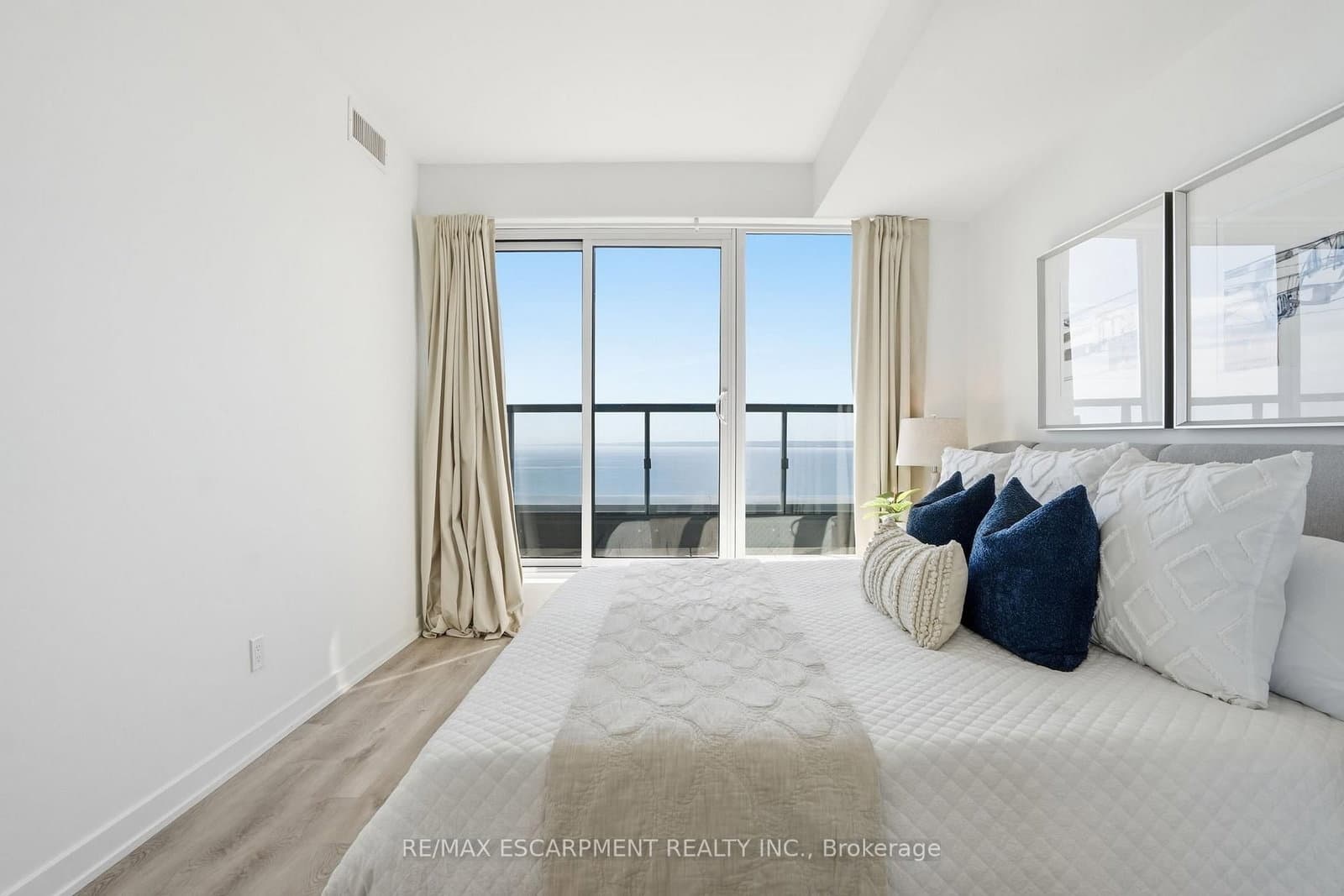 370 MARTHA Street, Unit 2104 thumbnail 15