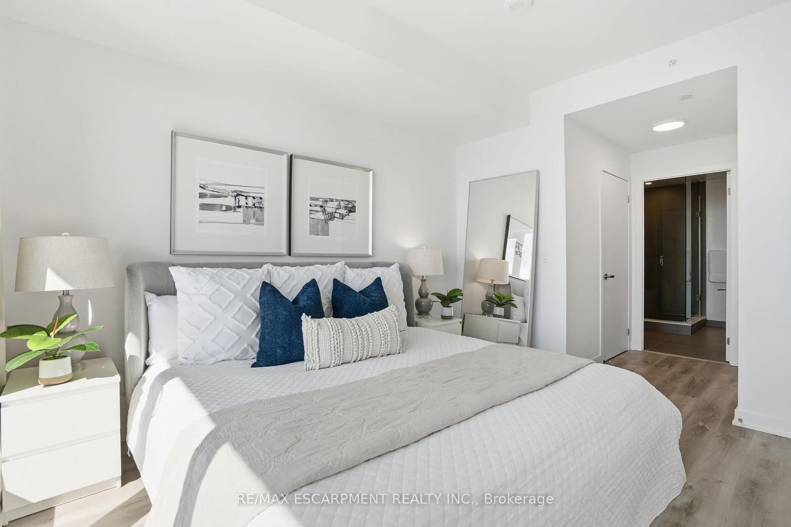 370 MARTHA Street, Unit 2104 thumbnail 16