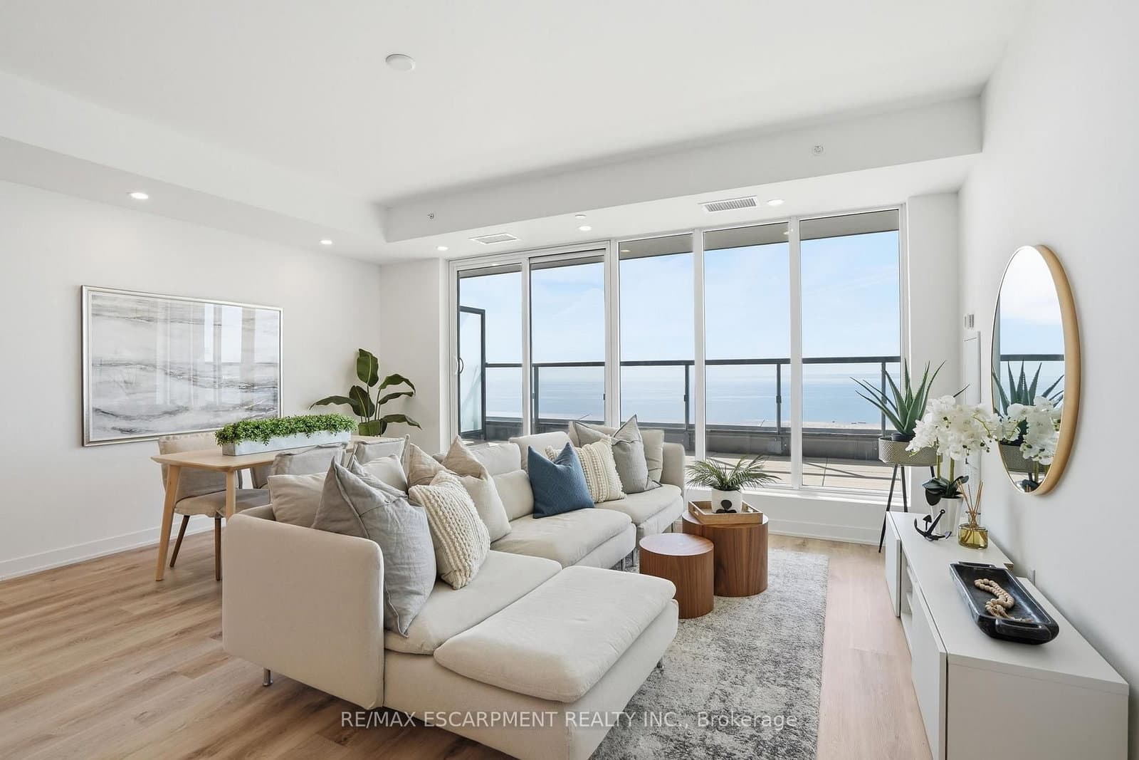 370 MARTHA Street, Unit 2104 thumbnail 7