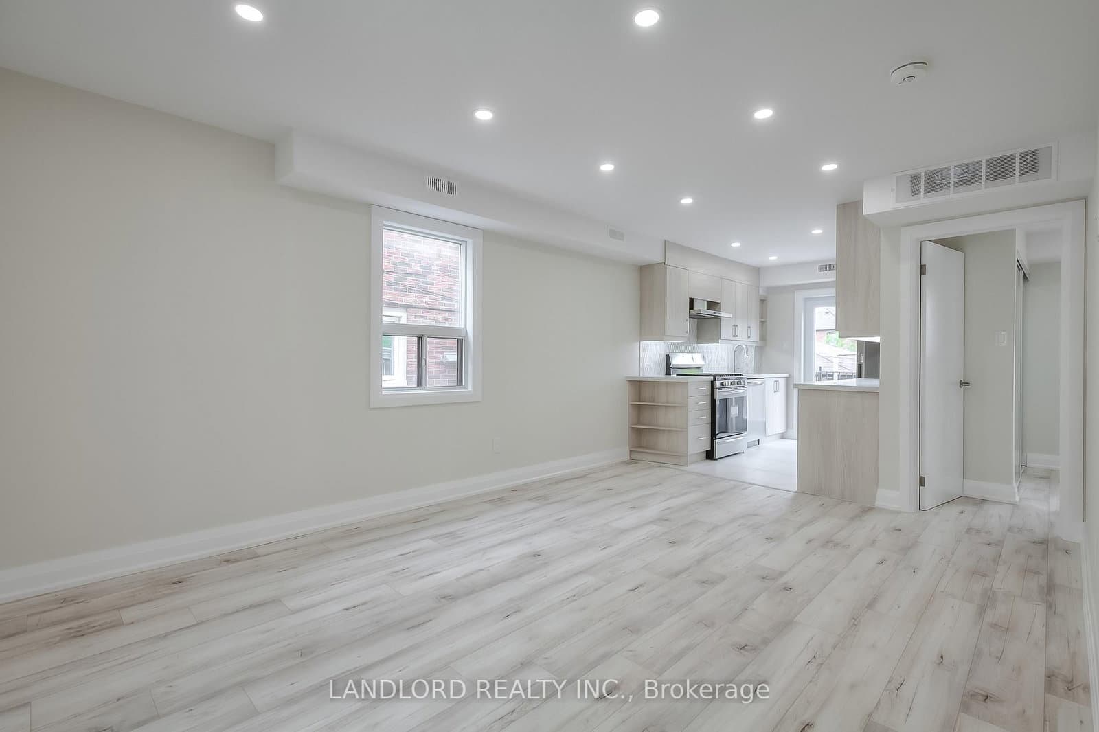 36 Yore Road, Unit Main thumbnail 5