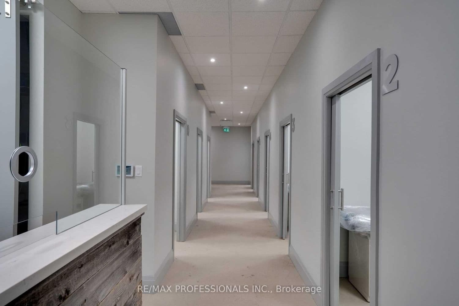 523 The Queensway Way, Unit 107 thumbnail 6