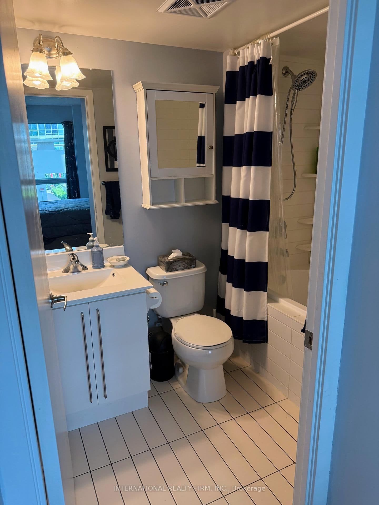 155 Legion Road N, Unit 513 thumbnail 12