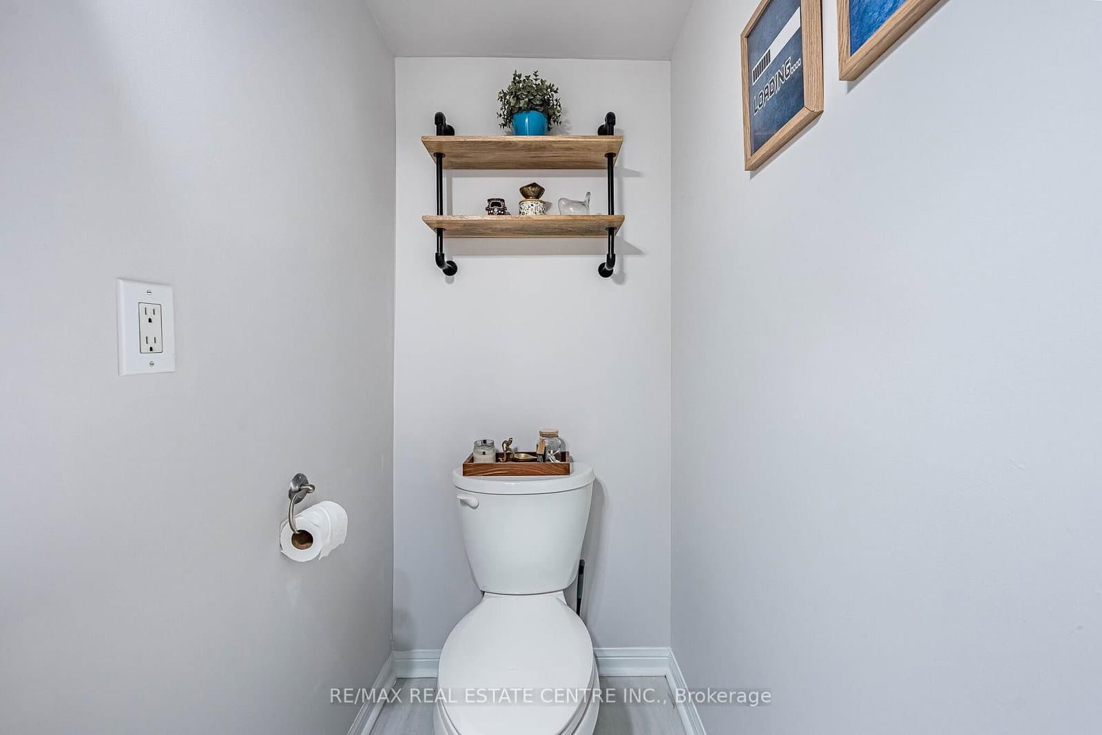 16 Laidlaw Street, Unit 920 thumbnail 20