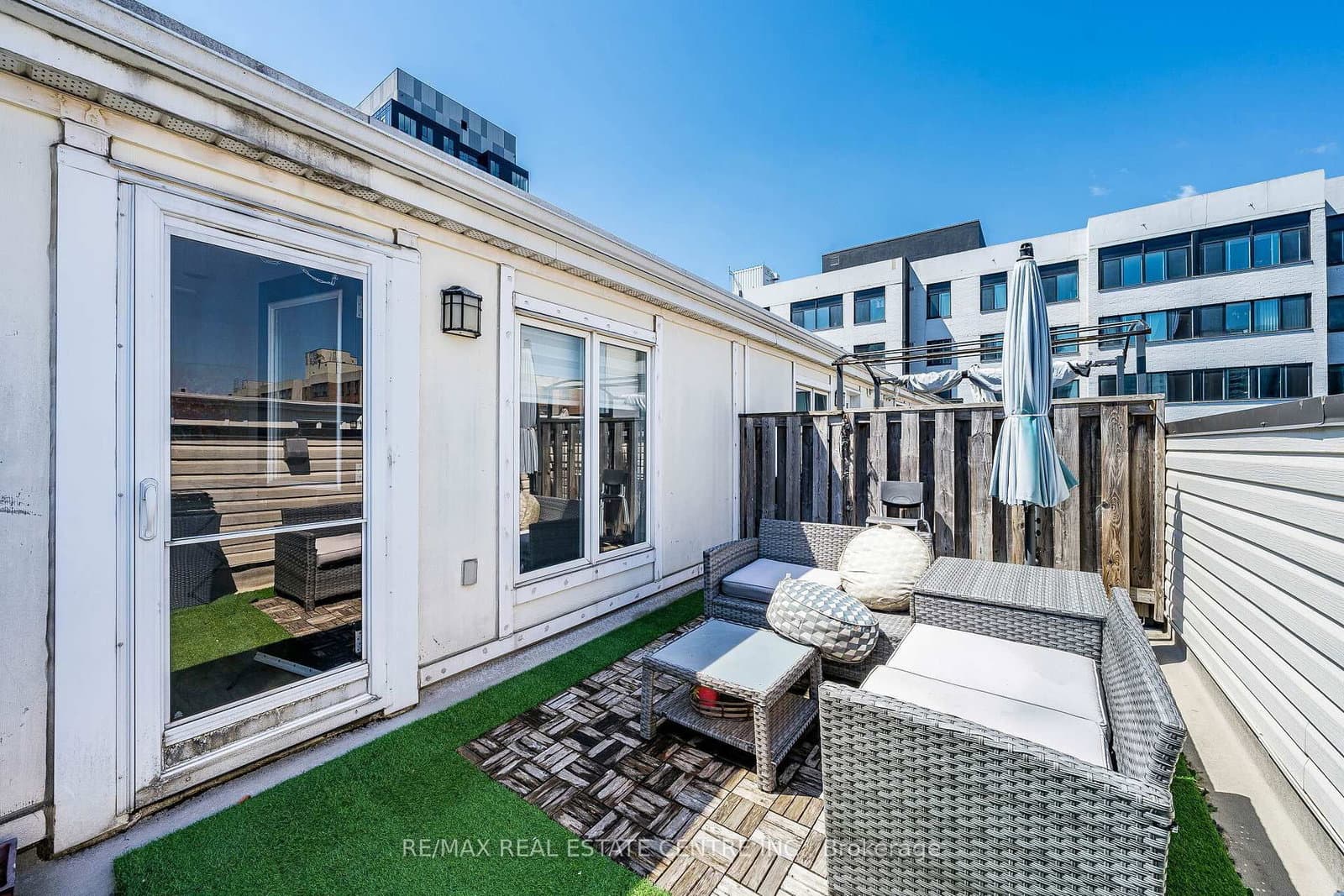 16 Laidlaw Street, Unit 920 thumbnail 34