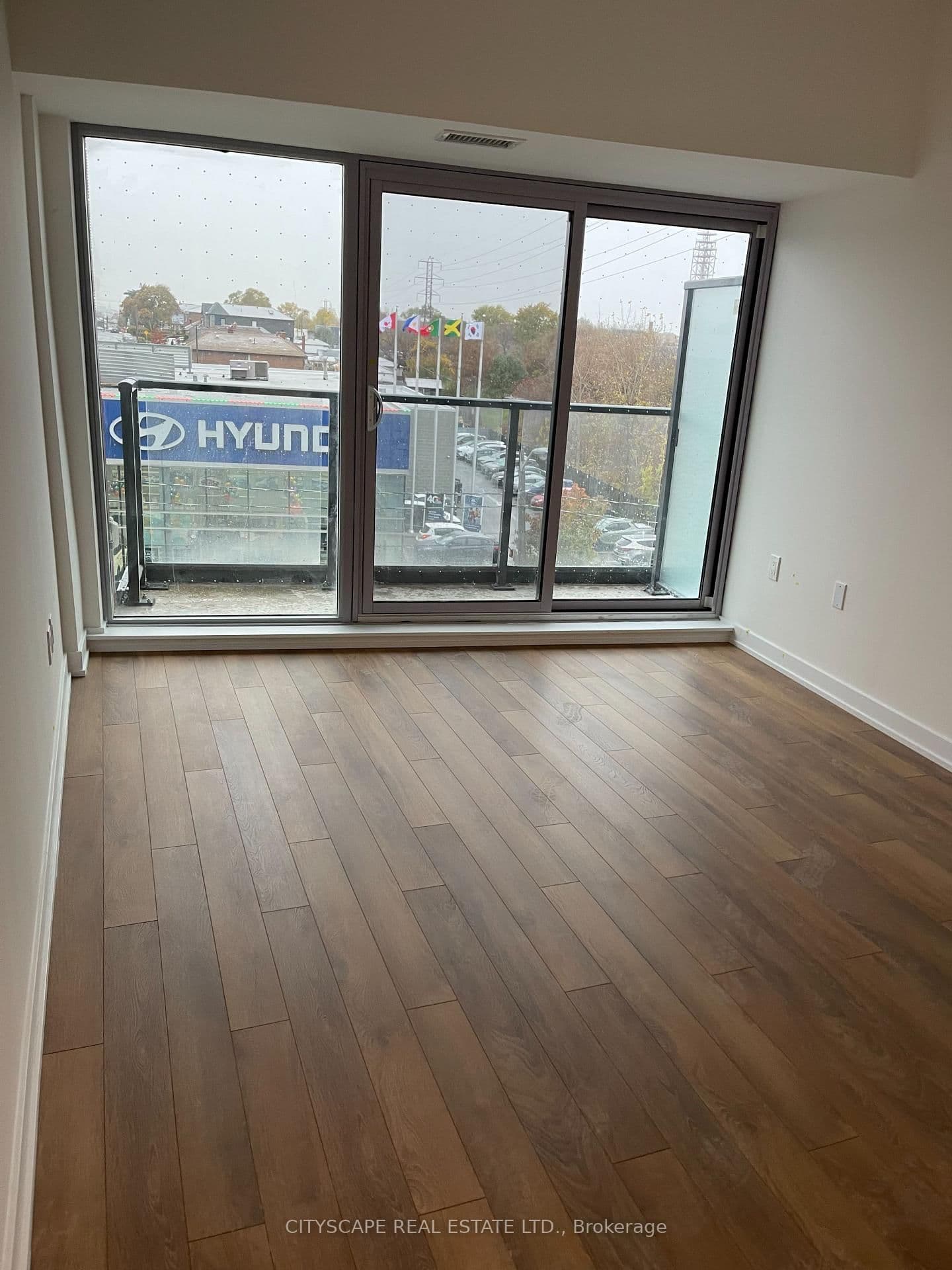 2433 S Dufferin Street S, Unit 507 thumbnail 11