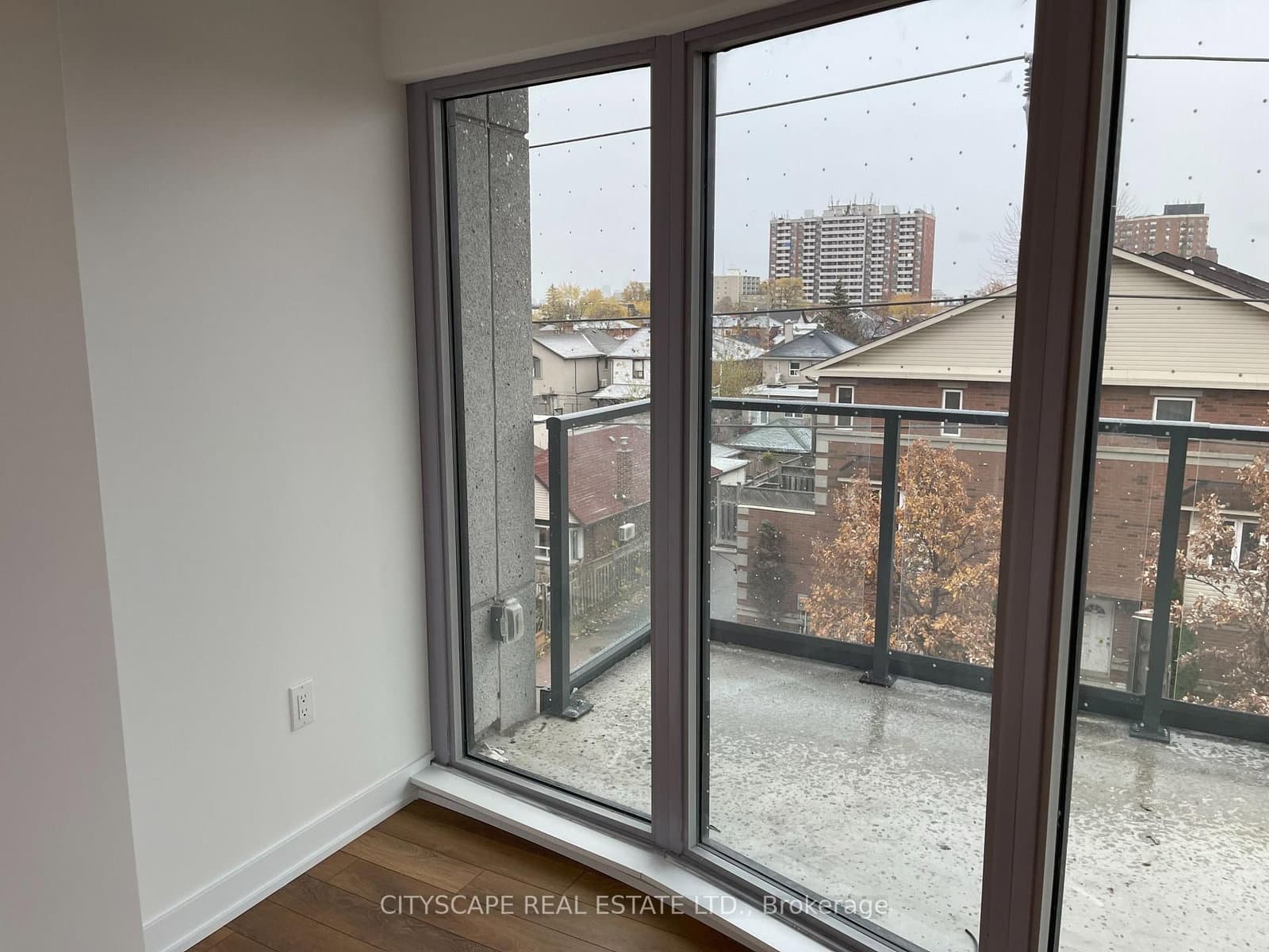 2433 S Dufferin Street S, Unit 507 thumbnail 22