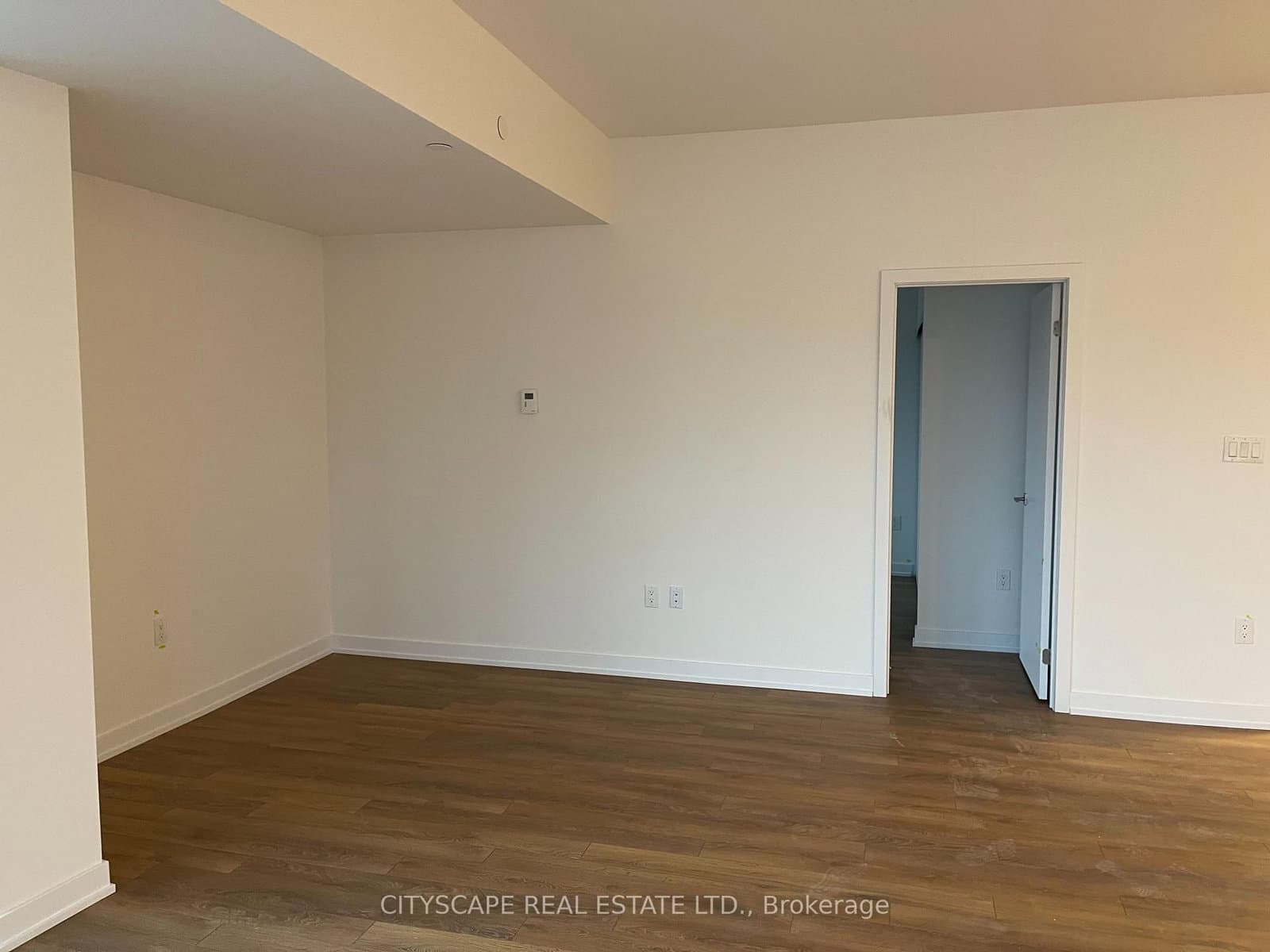 2433 S Dufferin Street S, Unit 507 thumbnail 23