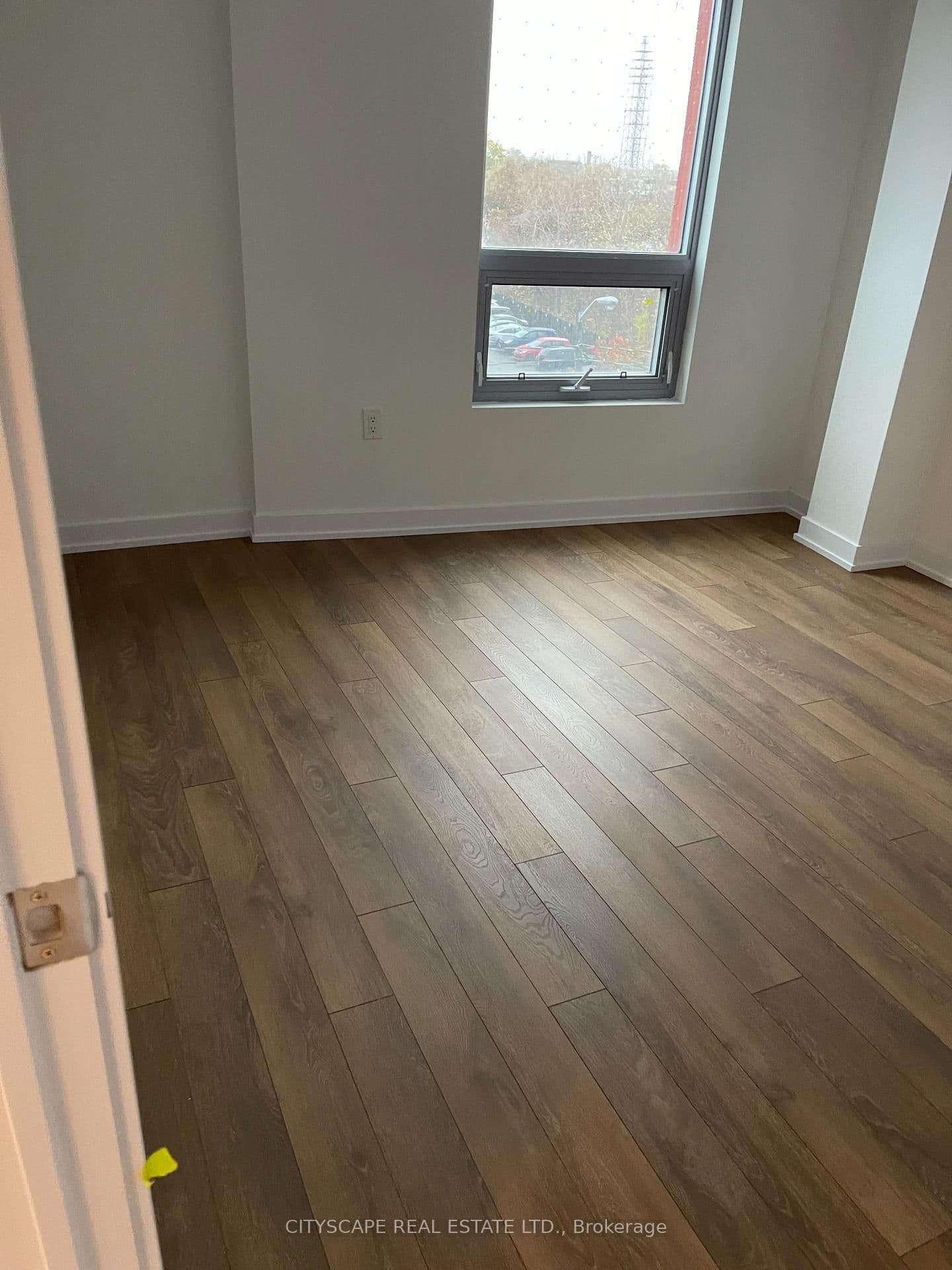 2433 S Dufferin Street S, Unit 507 thumbnail 27